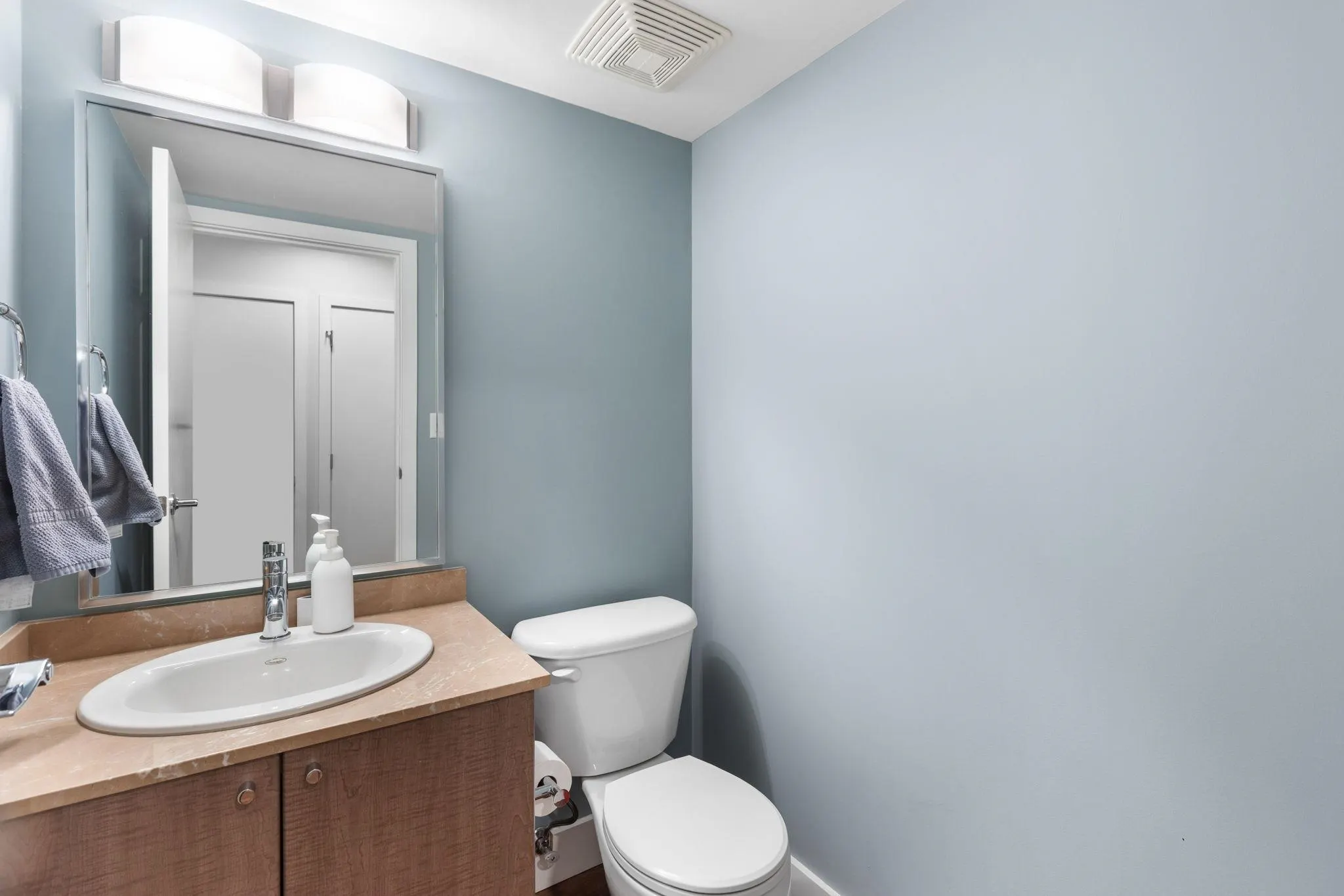 610 Granville Street #409