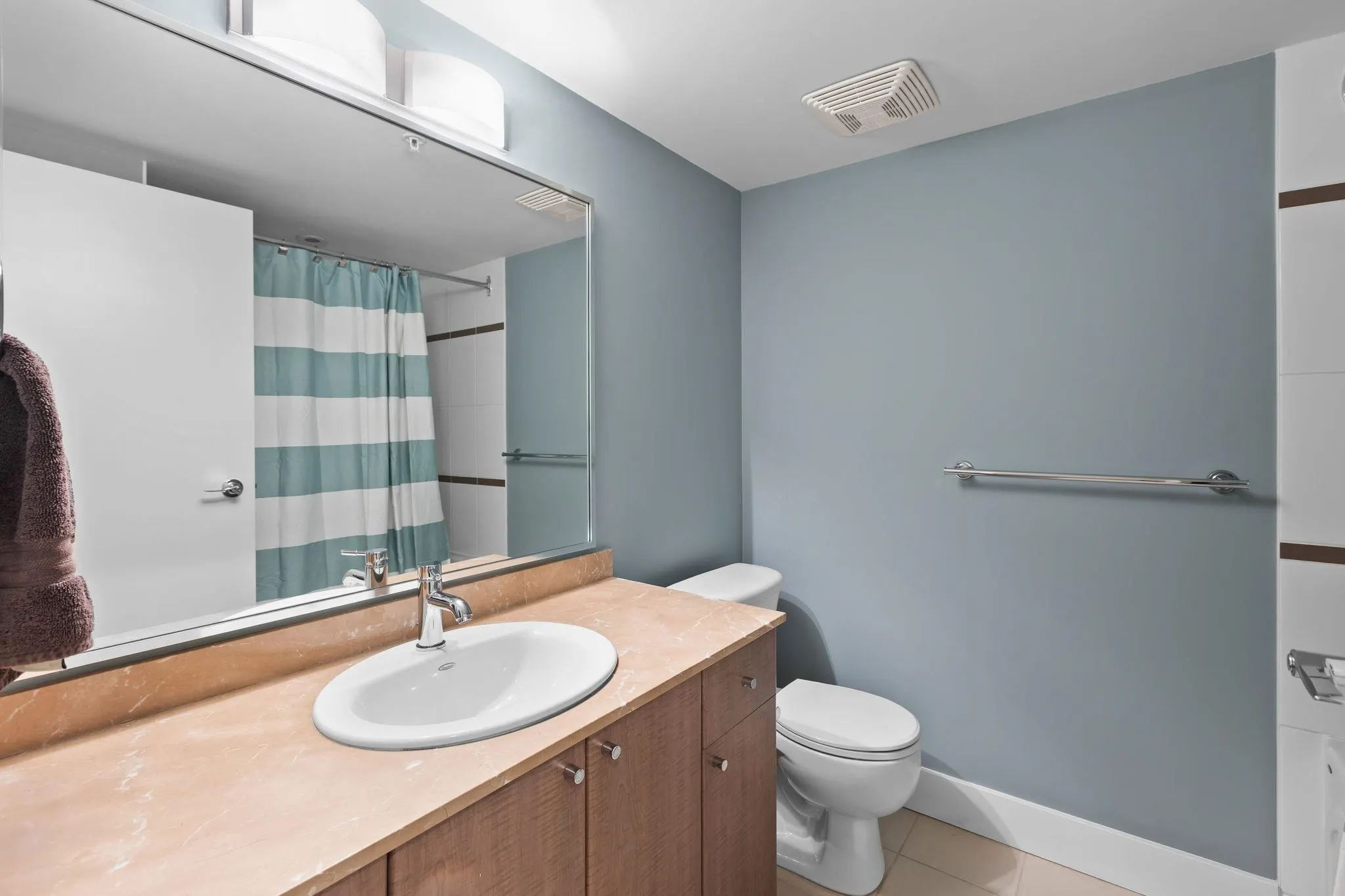 610 Granville Street #409