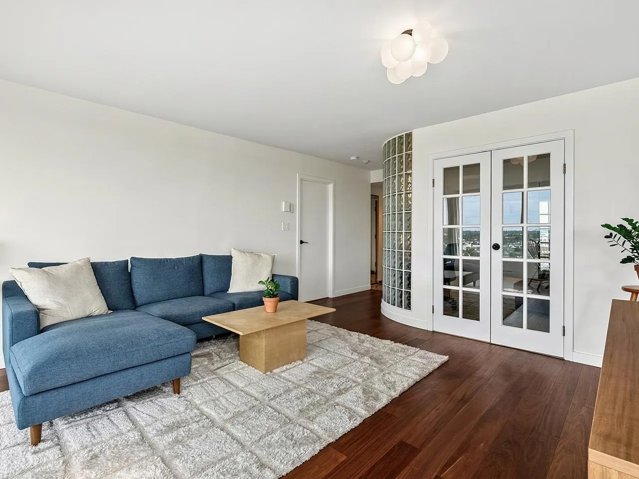 1500 Howe Street #2106