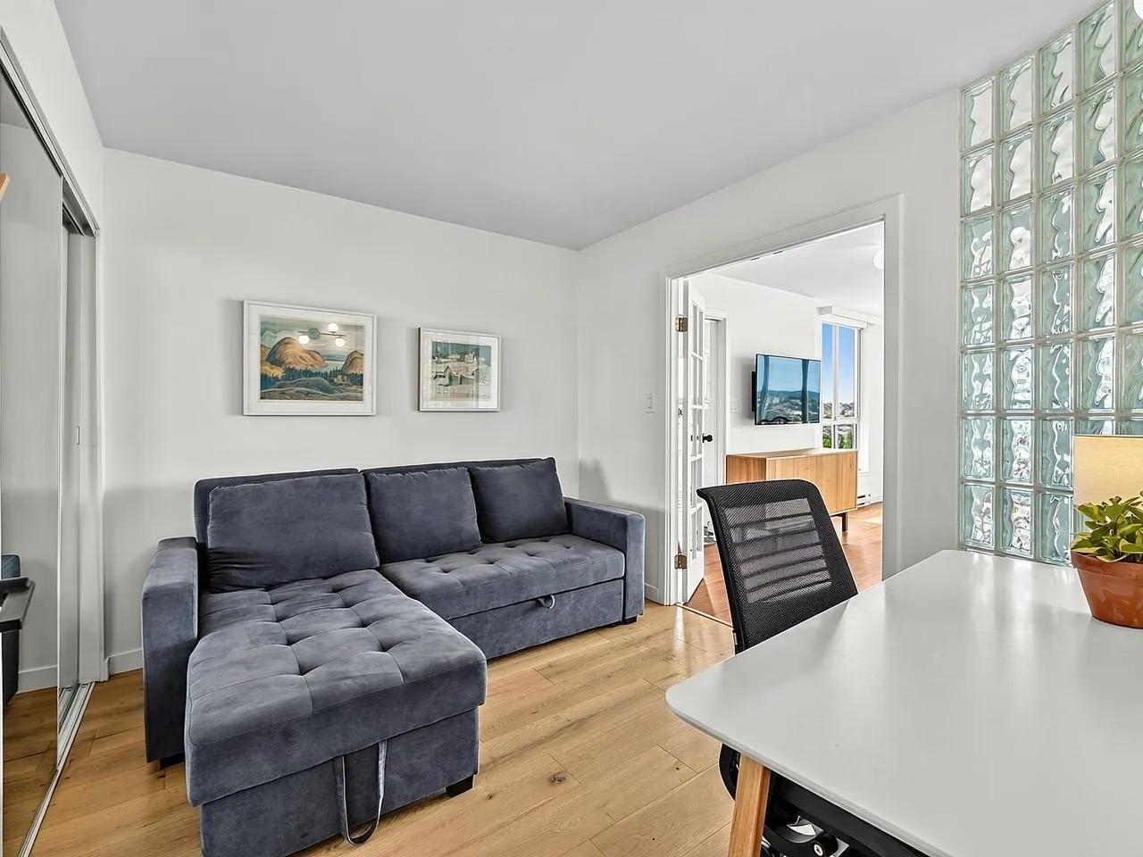 1500 Howe Street #2106