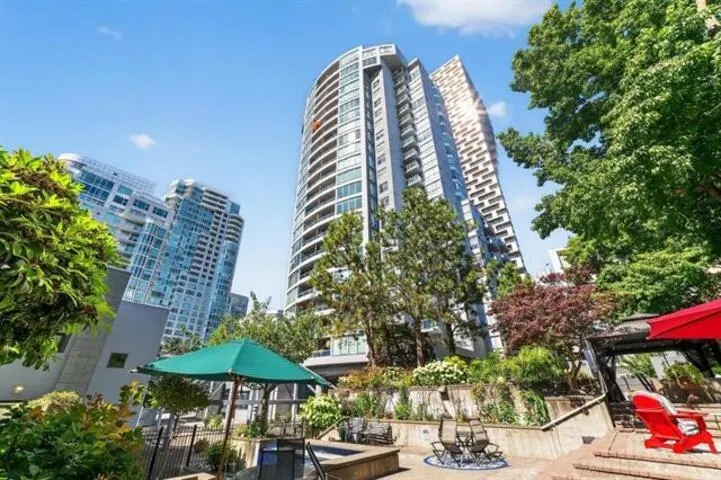 1500 Howe Street #2106