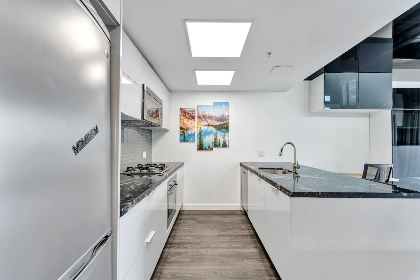 128 W Cordova Street #3304