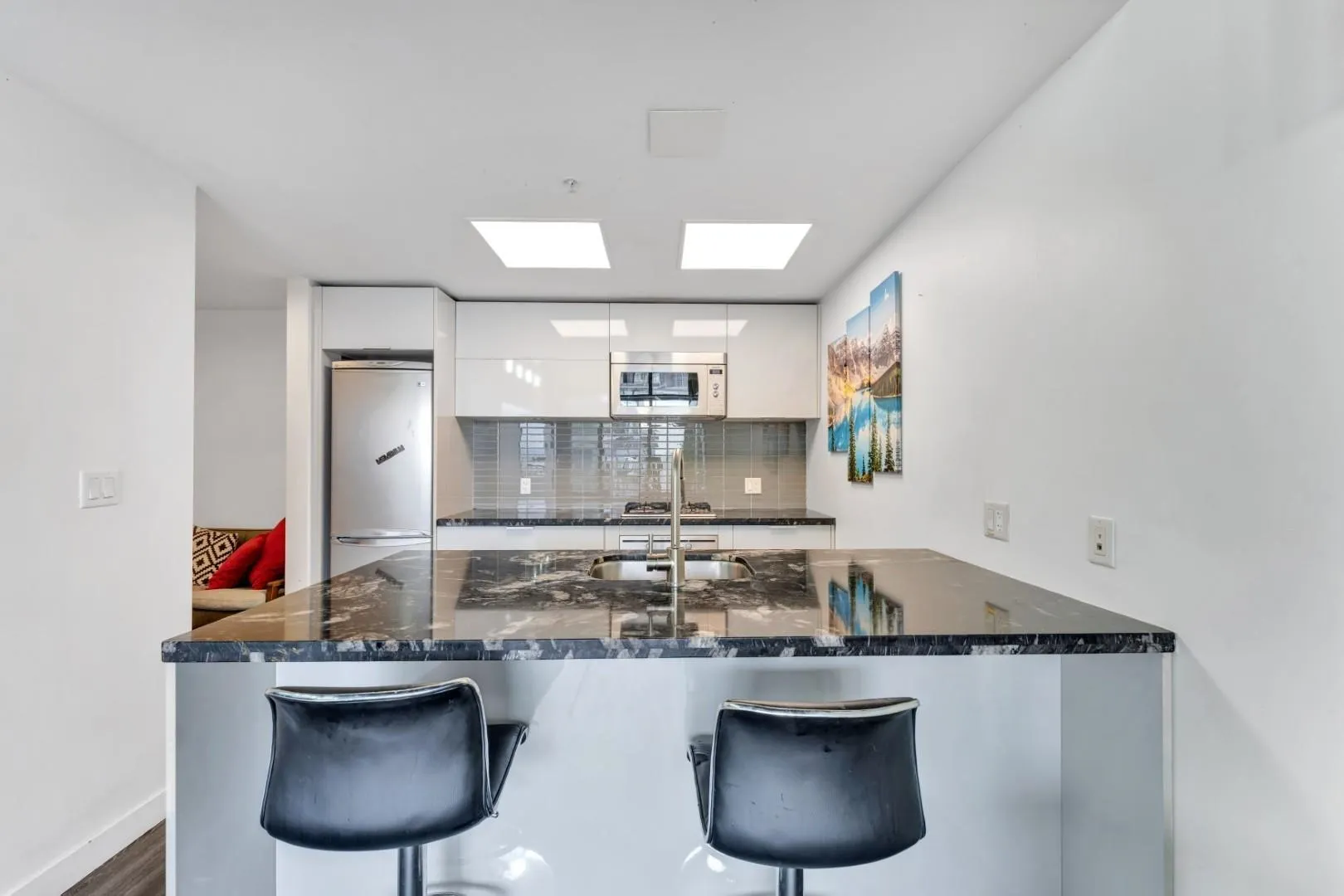 128 W Cordova Street #3304