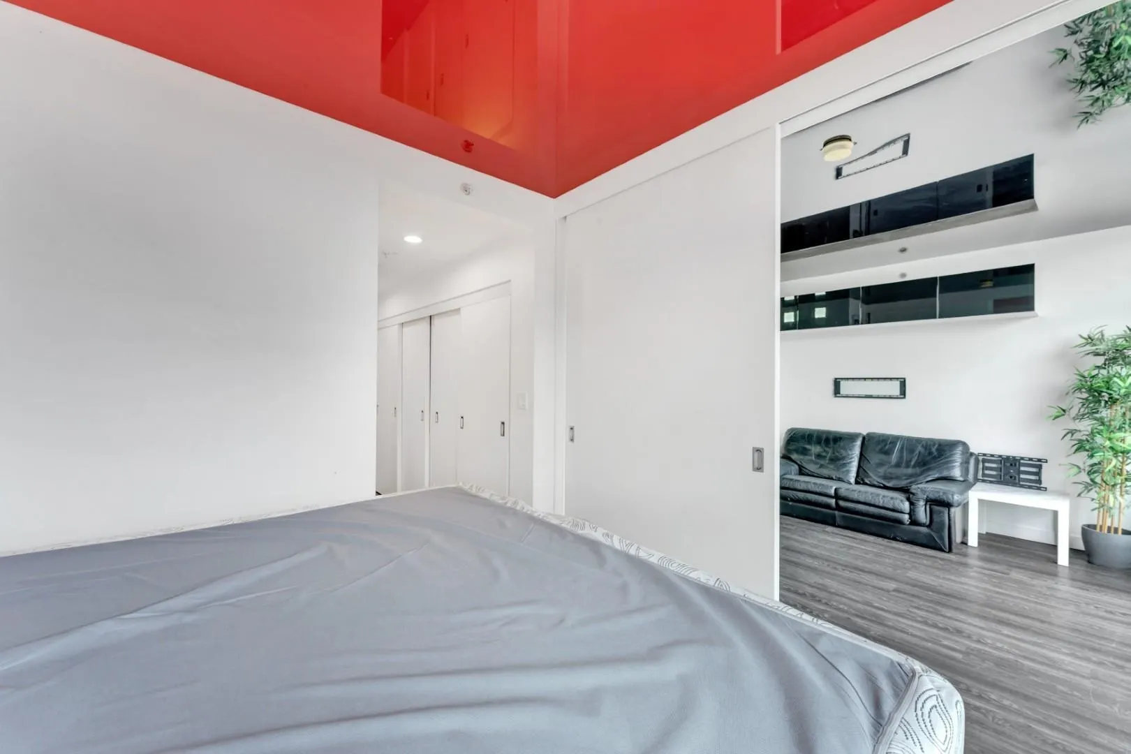 128 W Cordova Street #3304