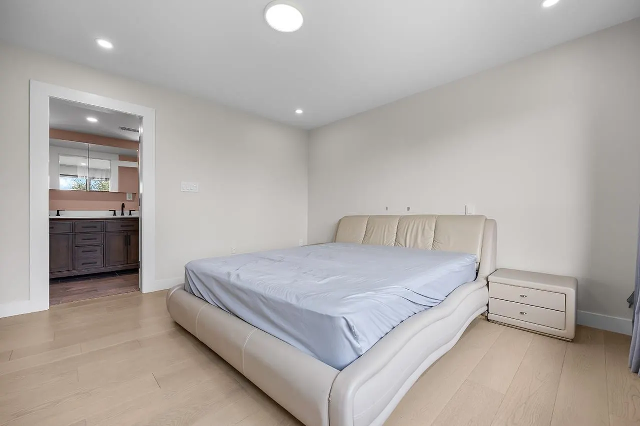 96 Bonnymuir Drive