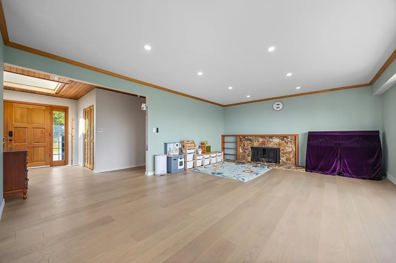 96 Bonnymuir Drive