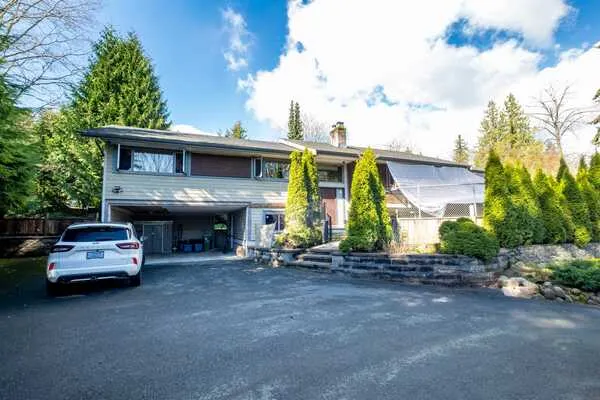 1329 Appin Road