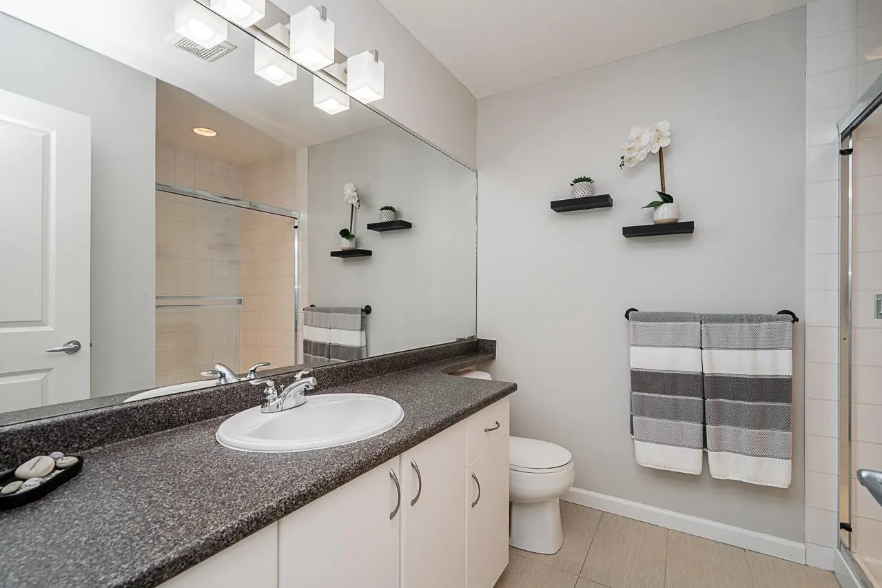 1268 Riverside Drive #40