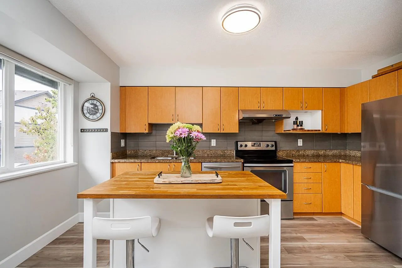 1268 Riverside Drive #40