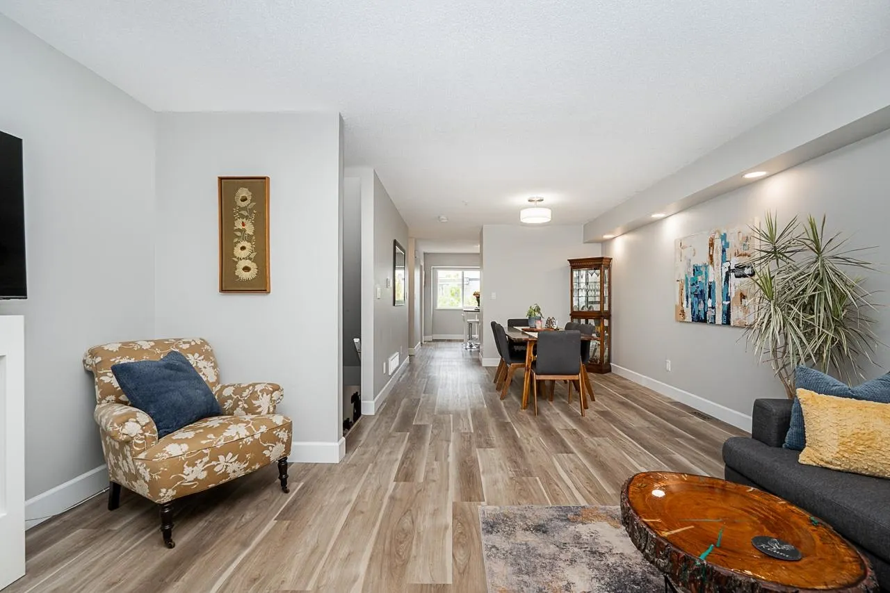 1268 Riverside Drive #40