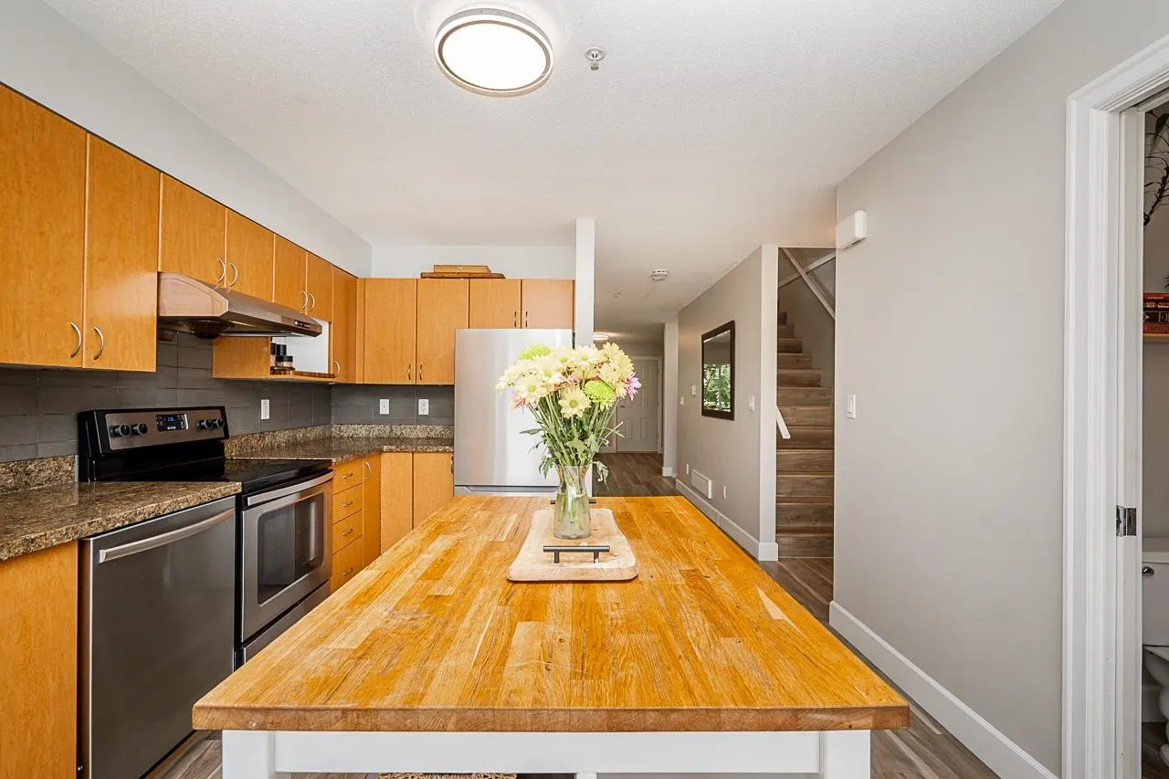 1268 Riverside Drive #40