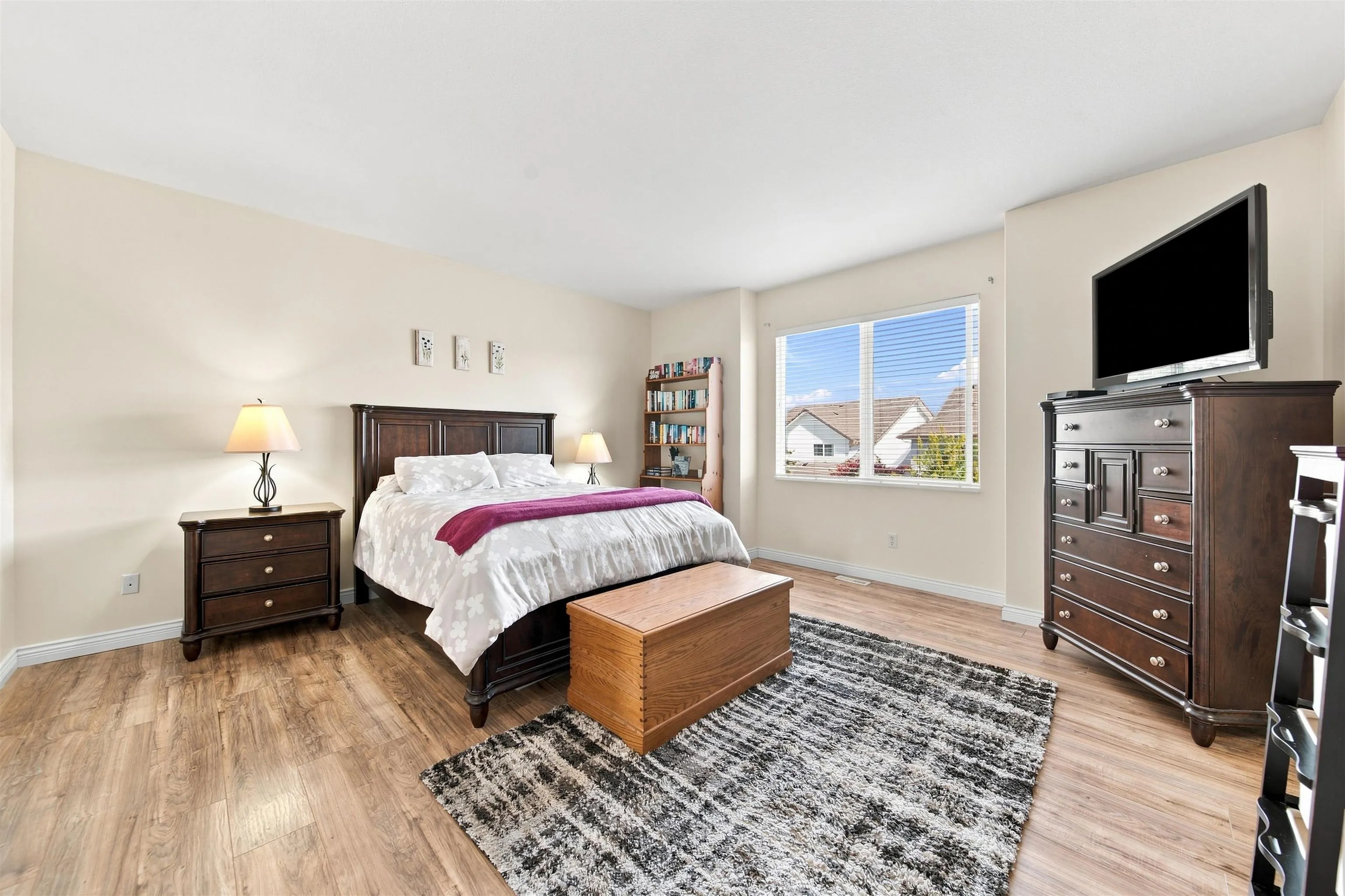 1049 Euphrates Crescent