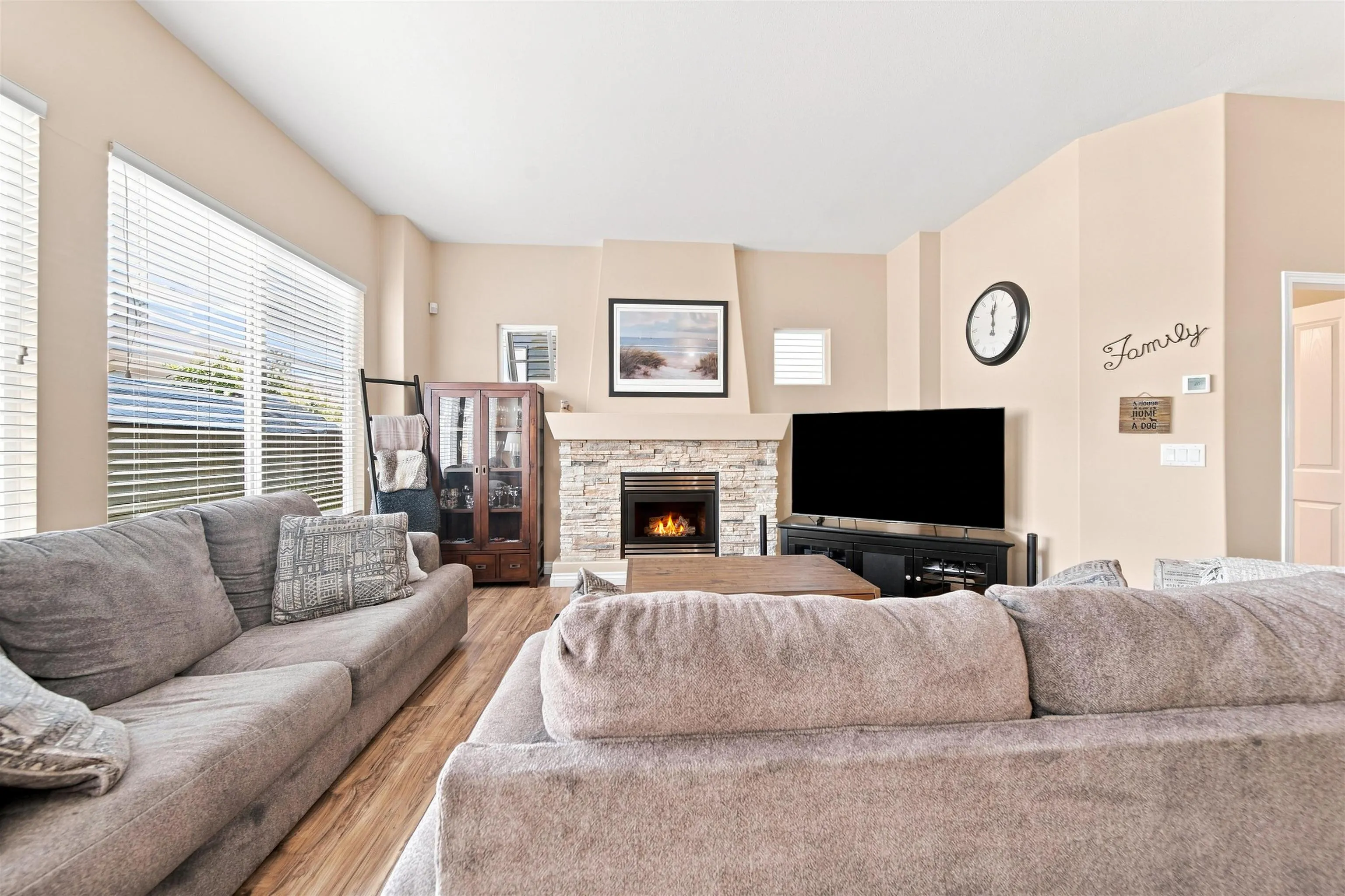 1049 Euphrates Crescent