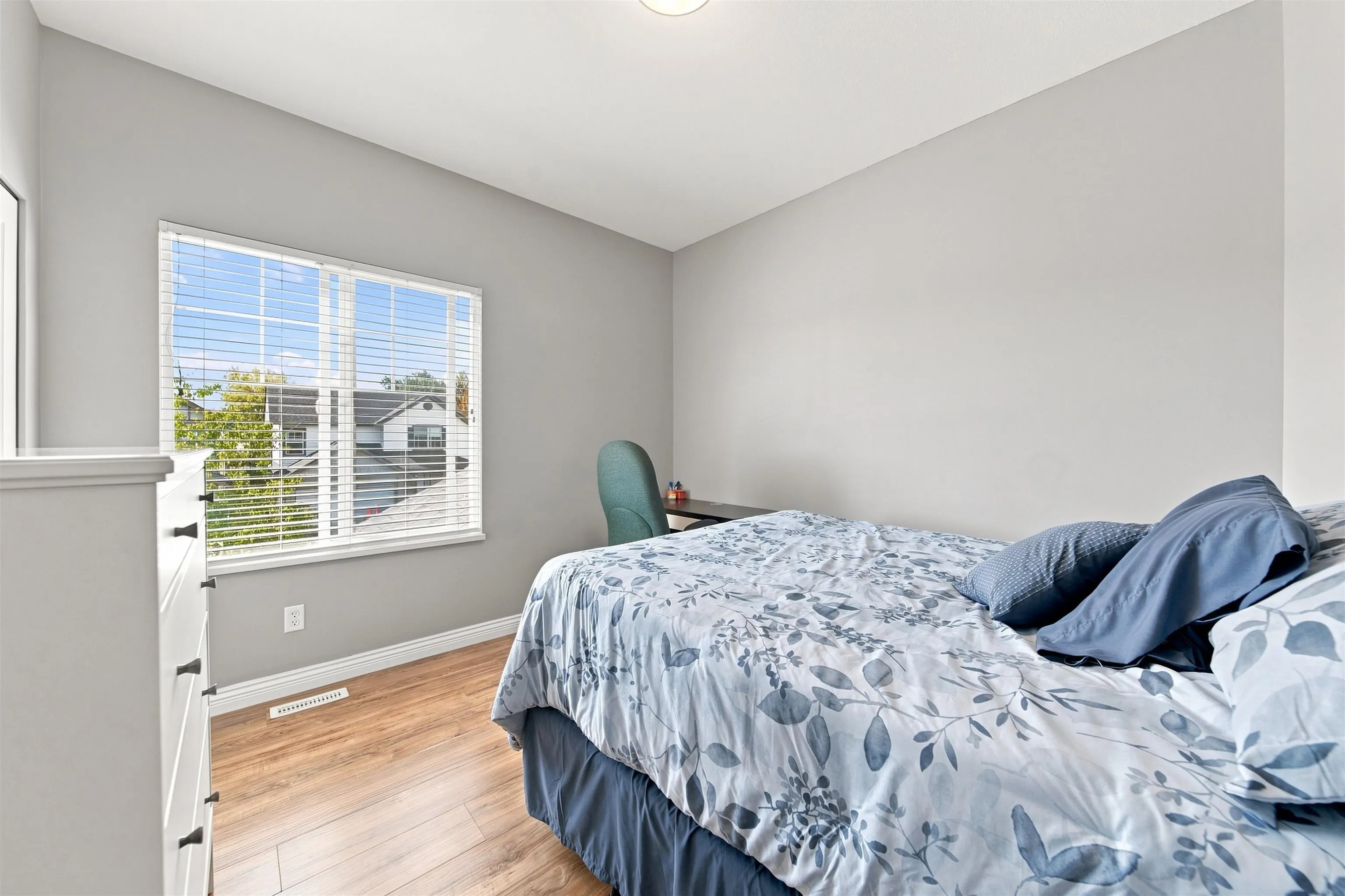 1049 Euphrates Crescent