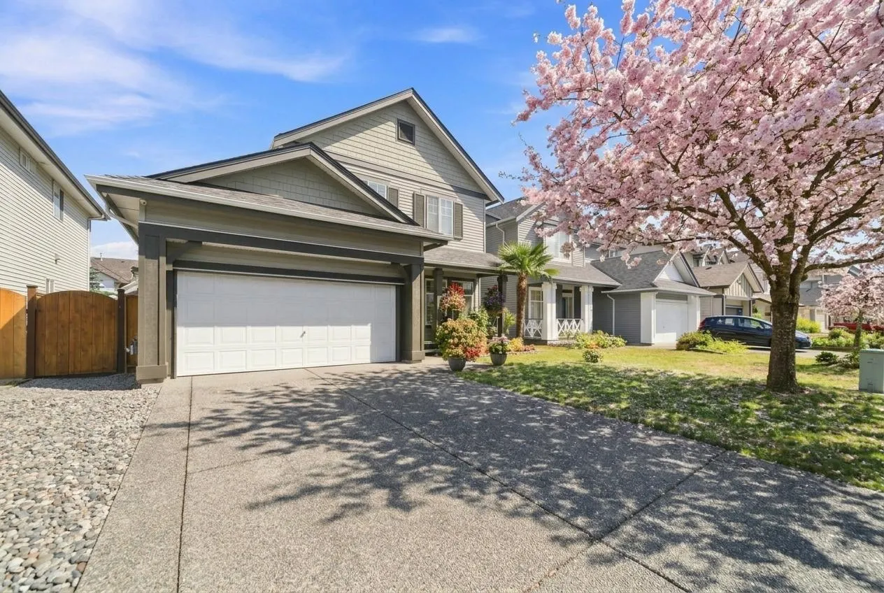 1049 Euphrates Crescent