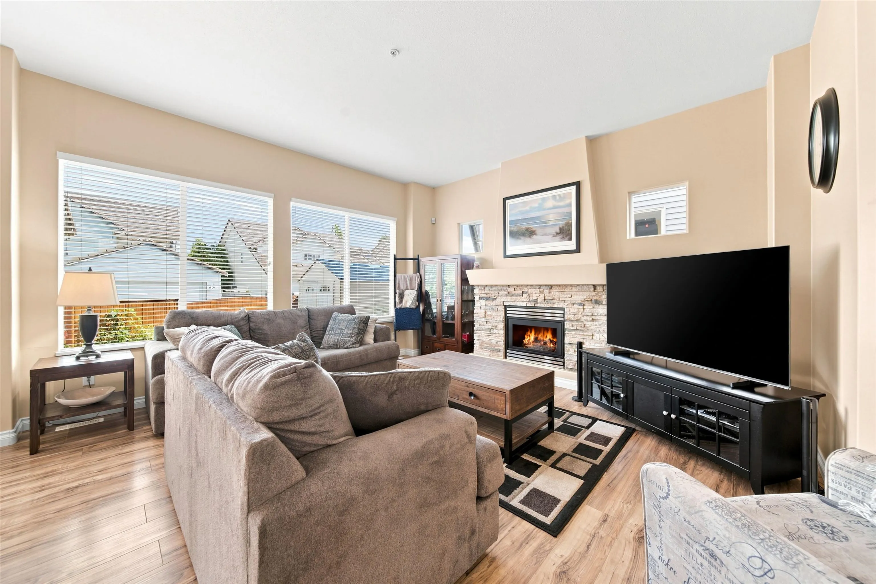 1049 Euphrates Crescent