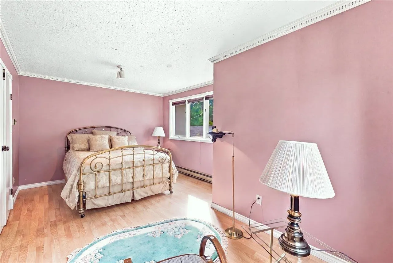 1176 W 15th Avenue #1