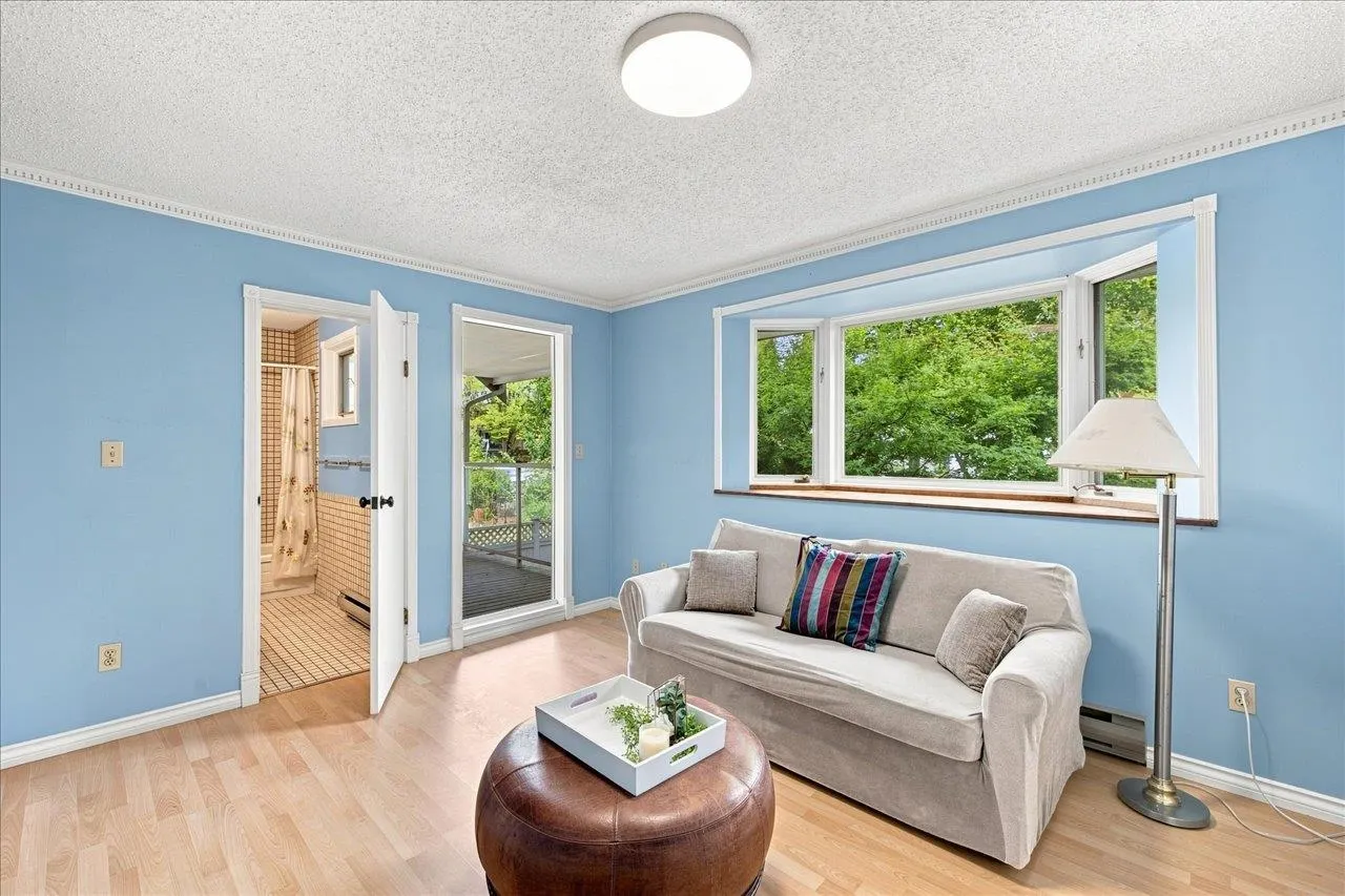 1176 W 15th Avenue #1