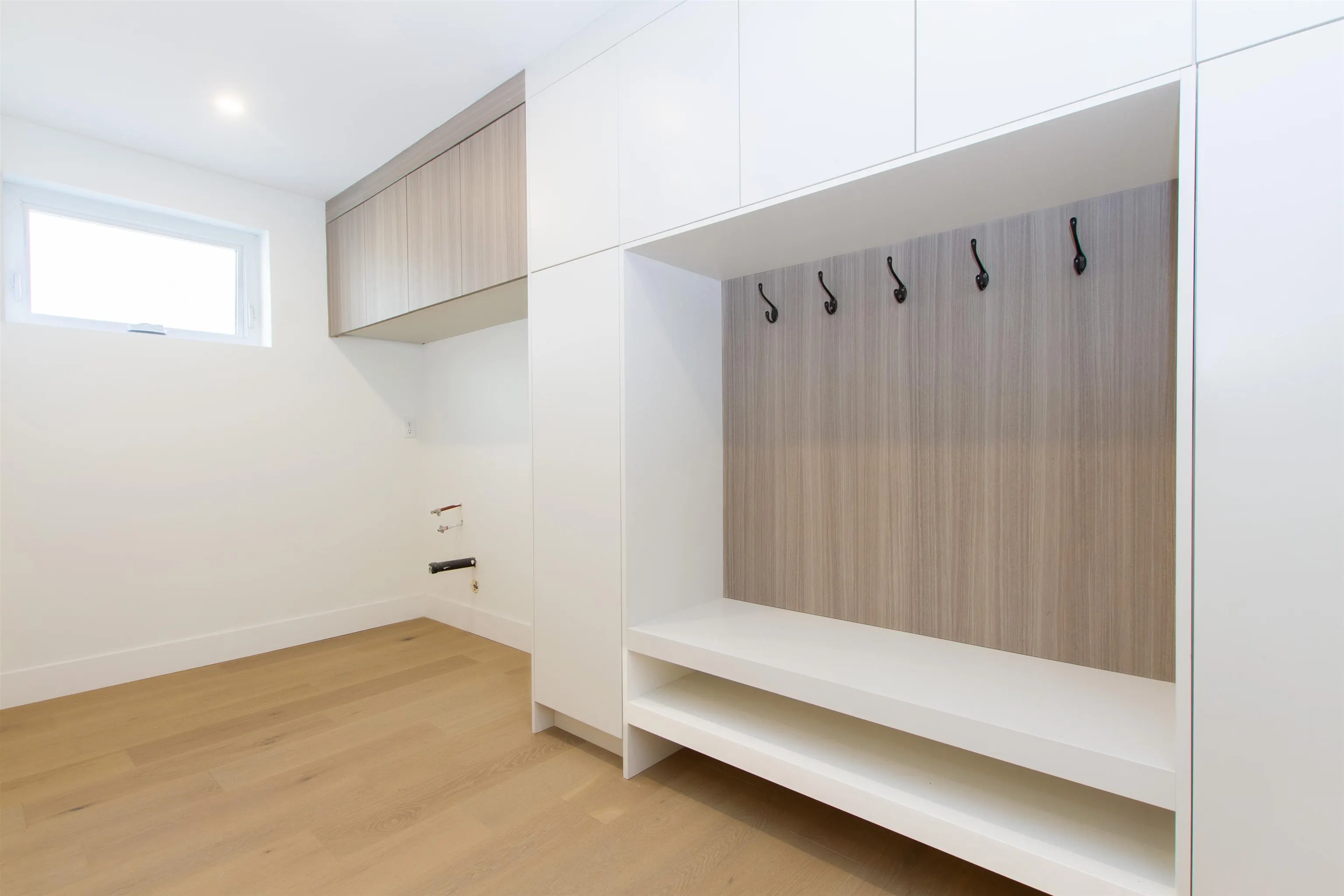 3385 Mamquam Road #8