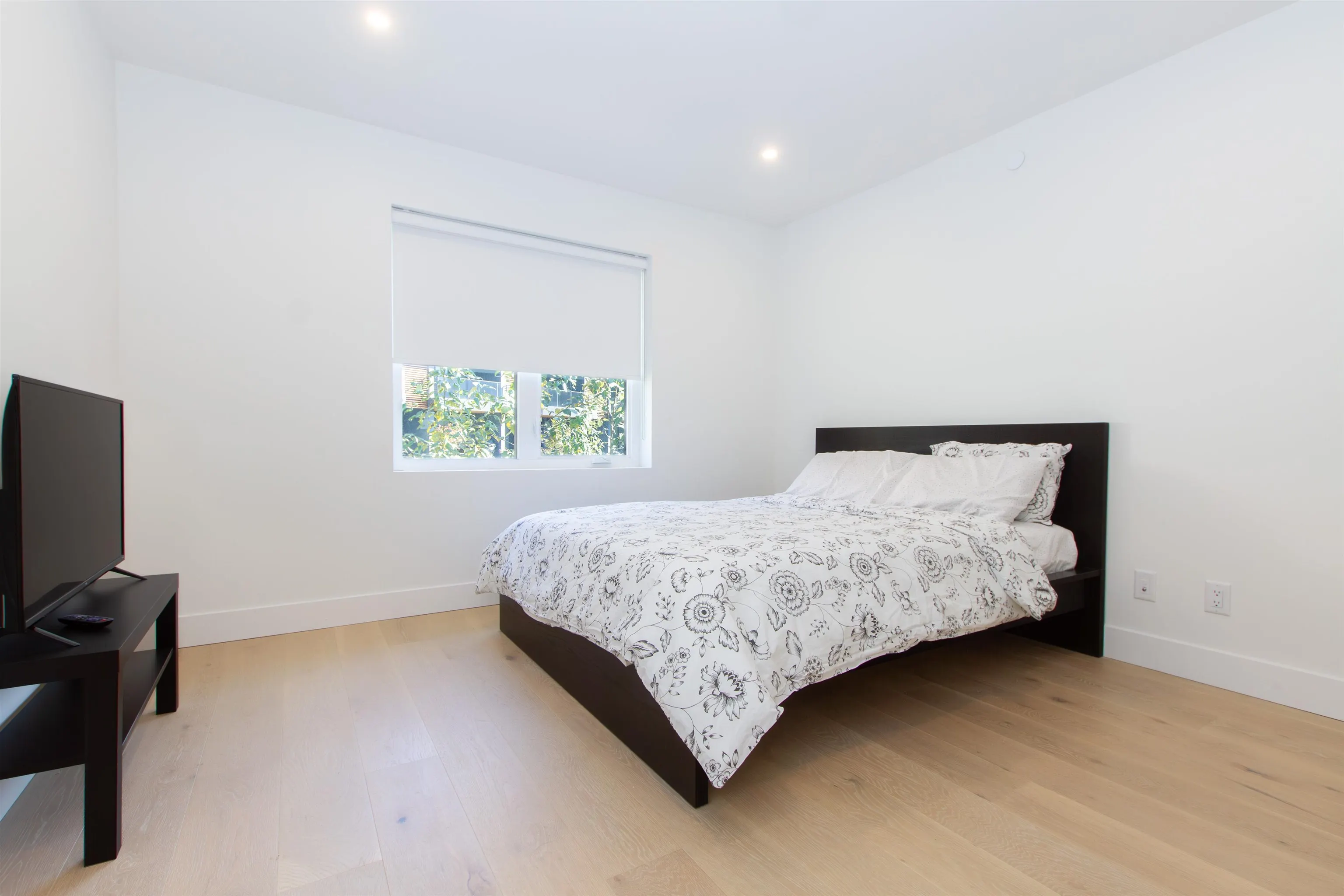 3385 Mamquam Road #8