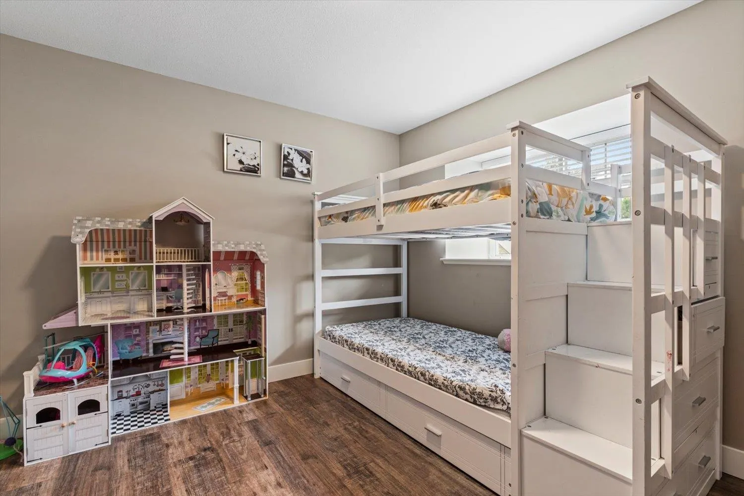 35475 Strathcona Court