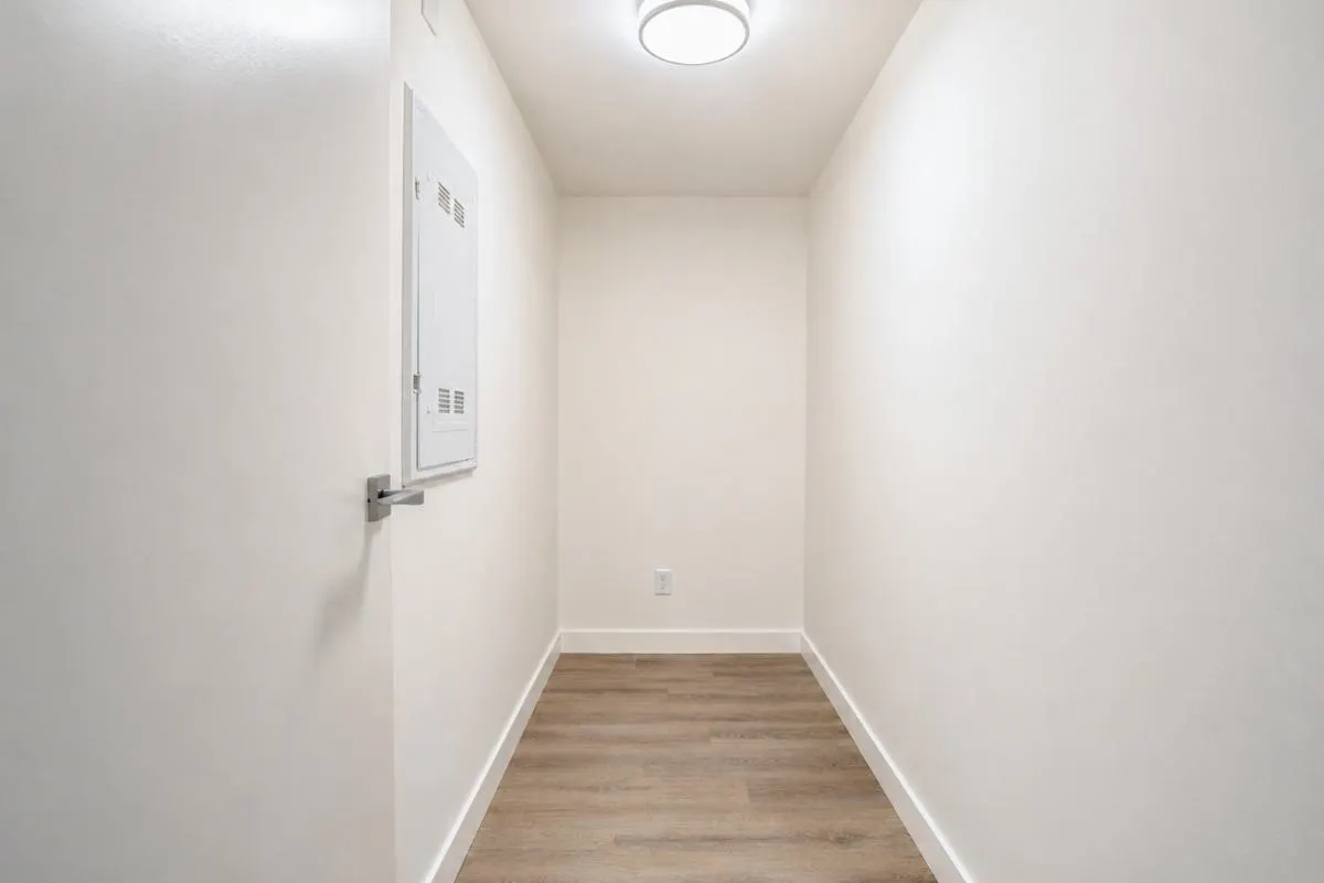 209 E 7th Avenue #404