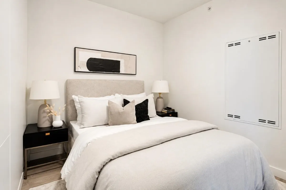 209 E 7th Avenue #404
