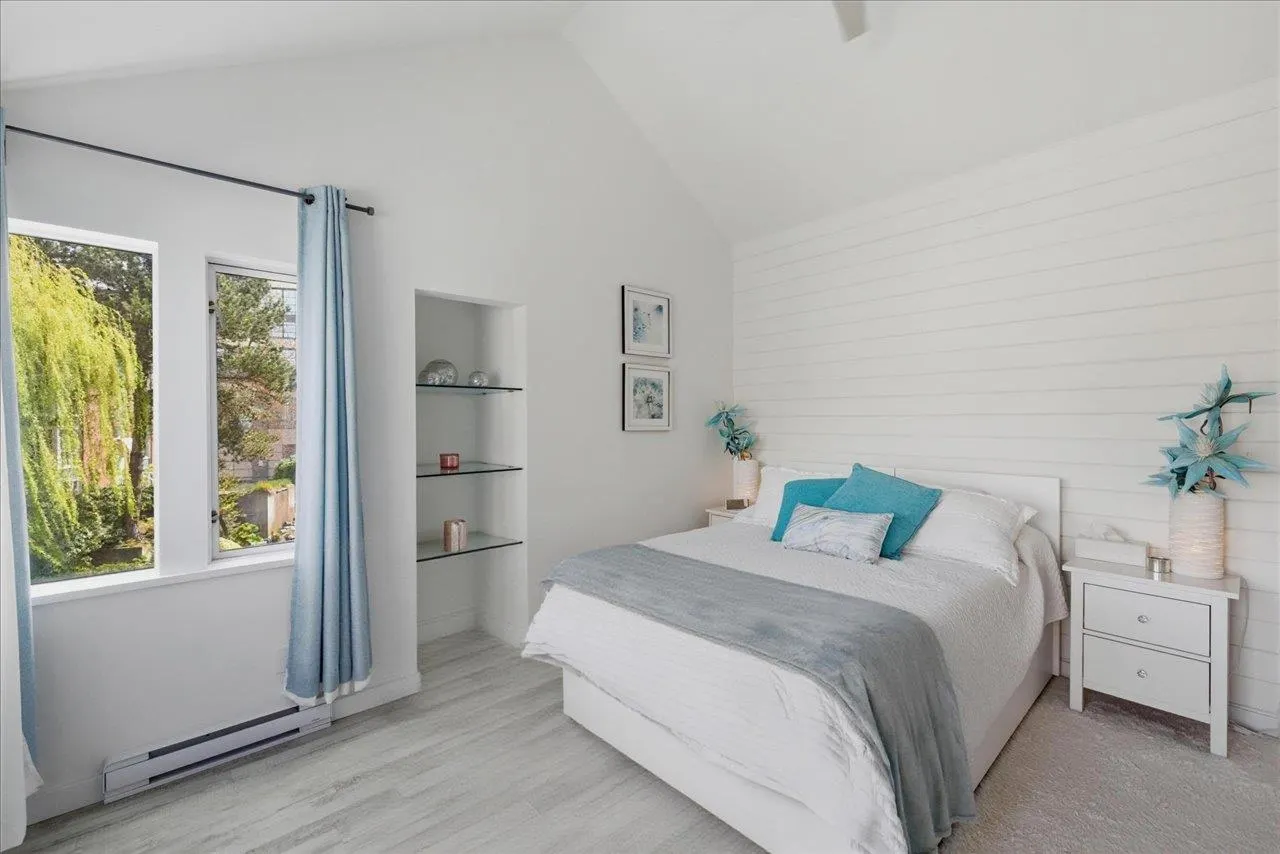1523 Mariner Walk