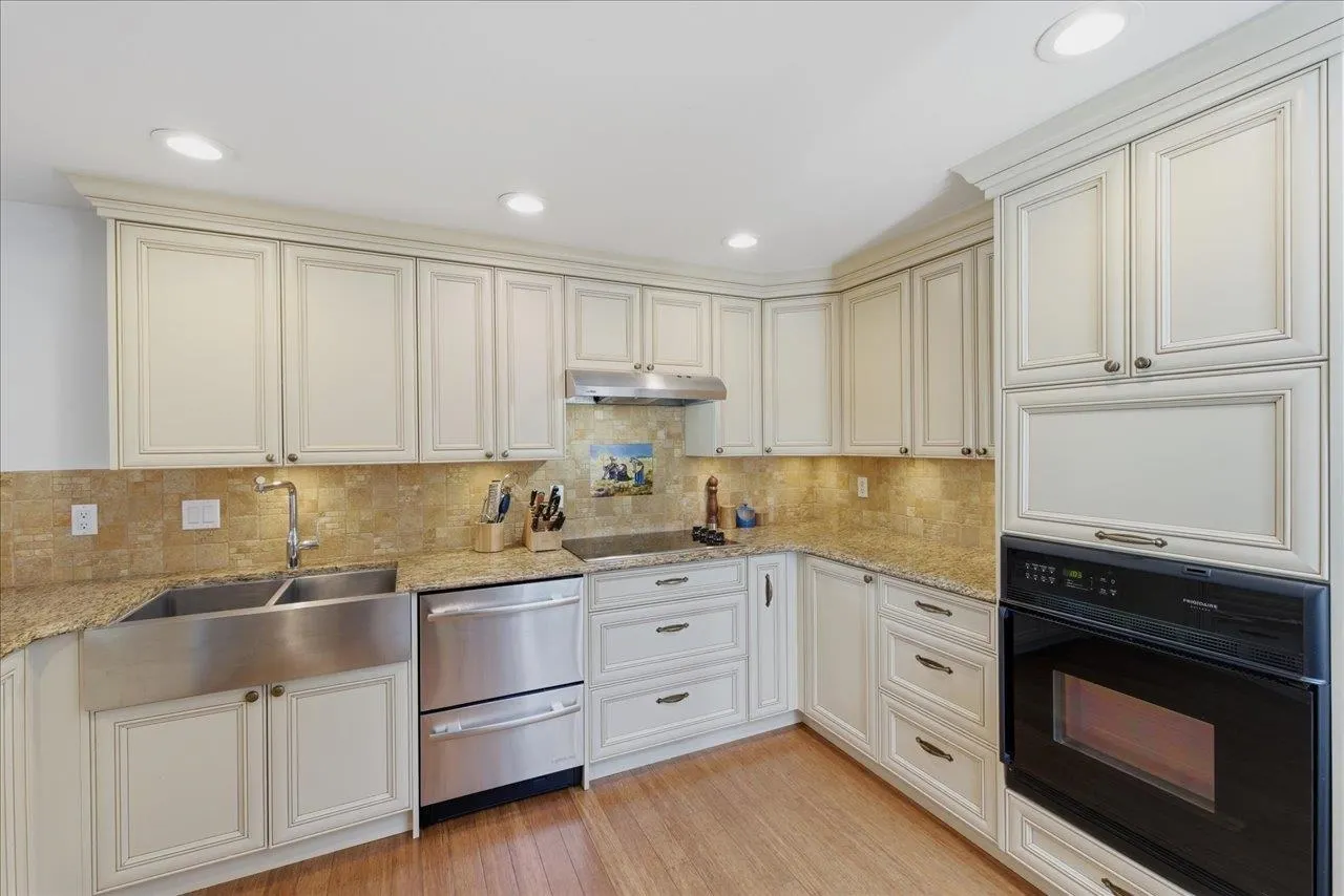 1523 Mariner Walk