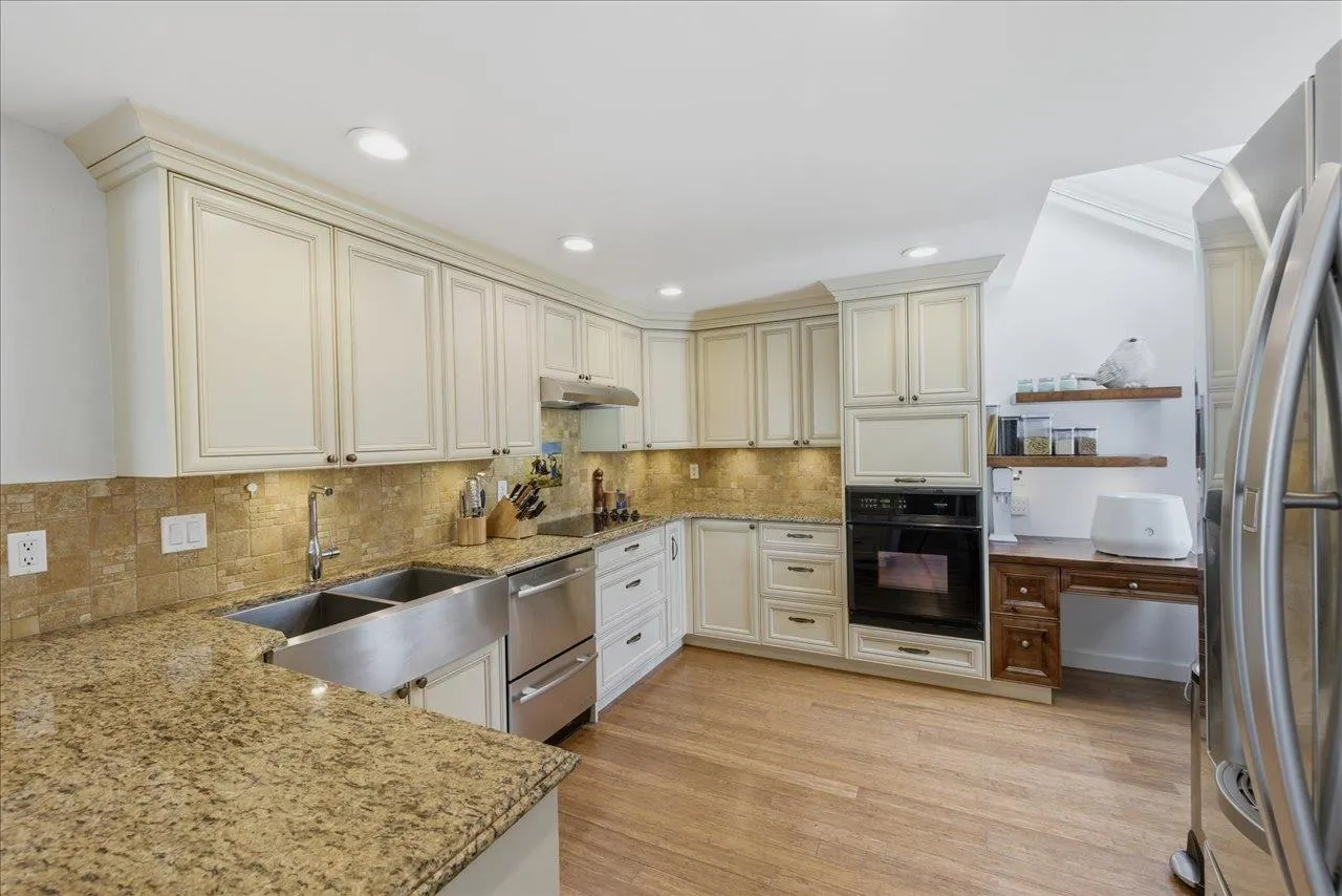 1523 Mariner Walk