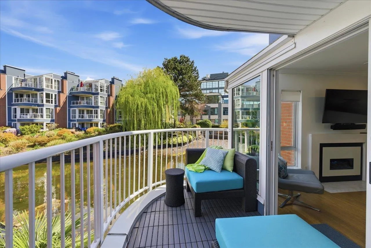 1523 Mariner Walk