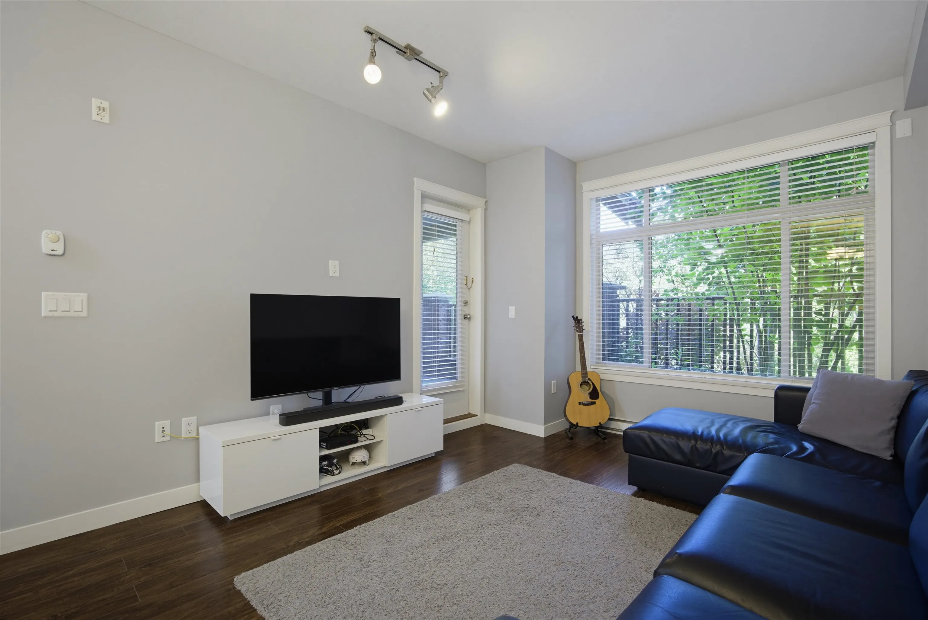 12565 190a Street #111