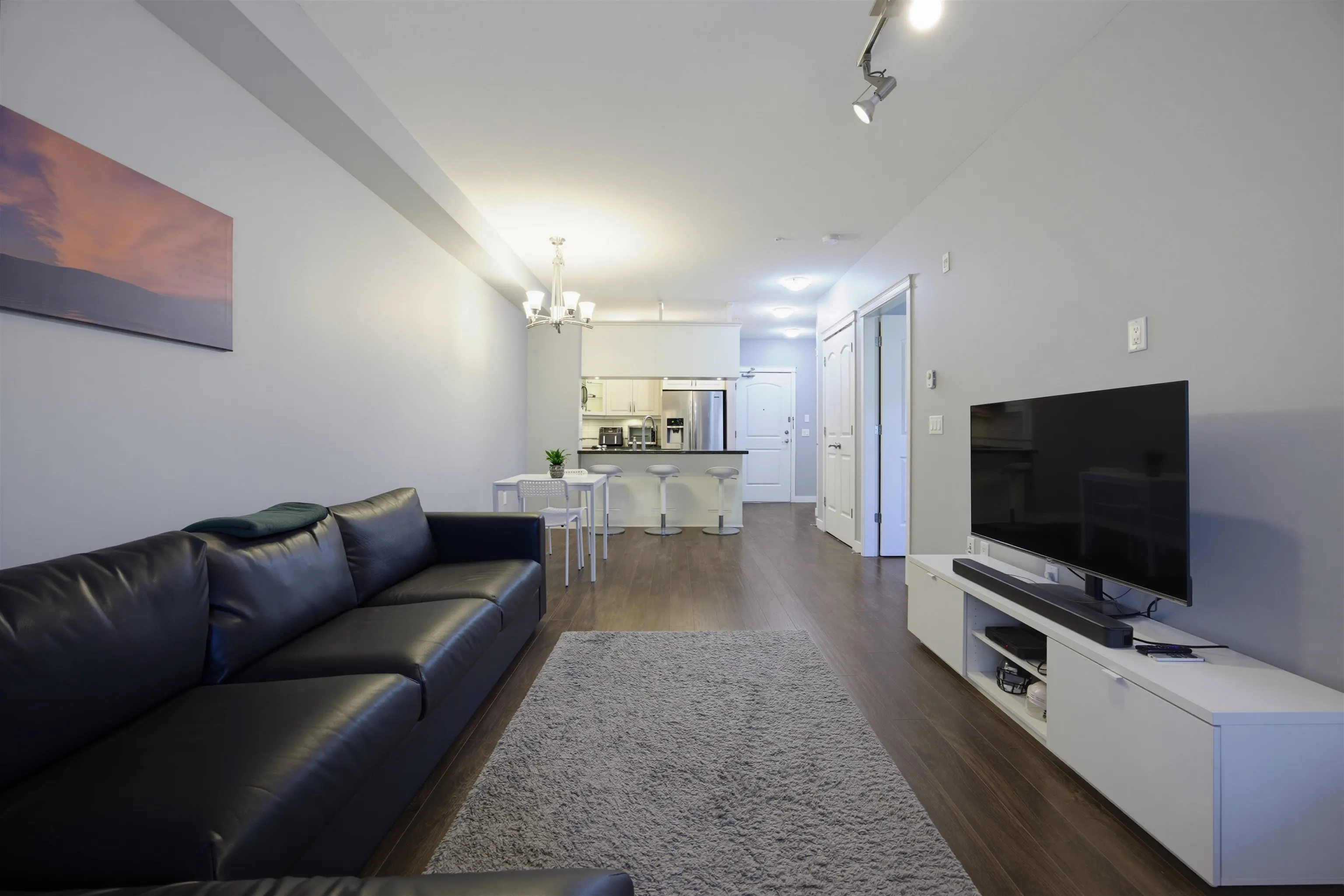 12565 190a Street #111