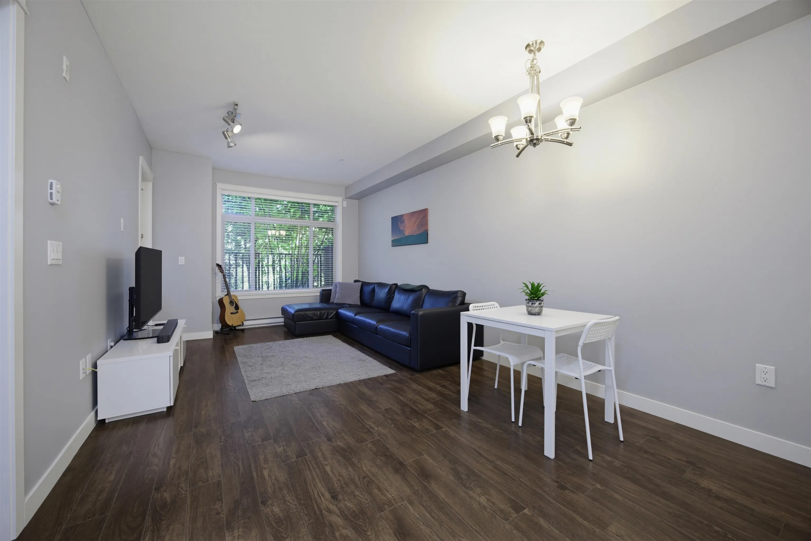 12565 190a Street #111