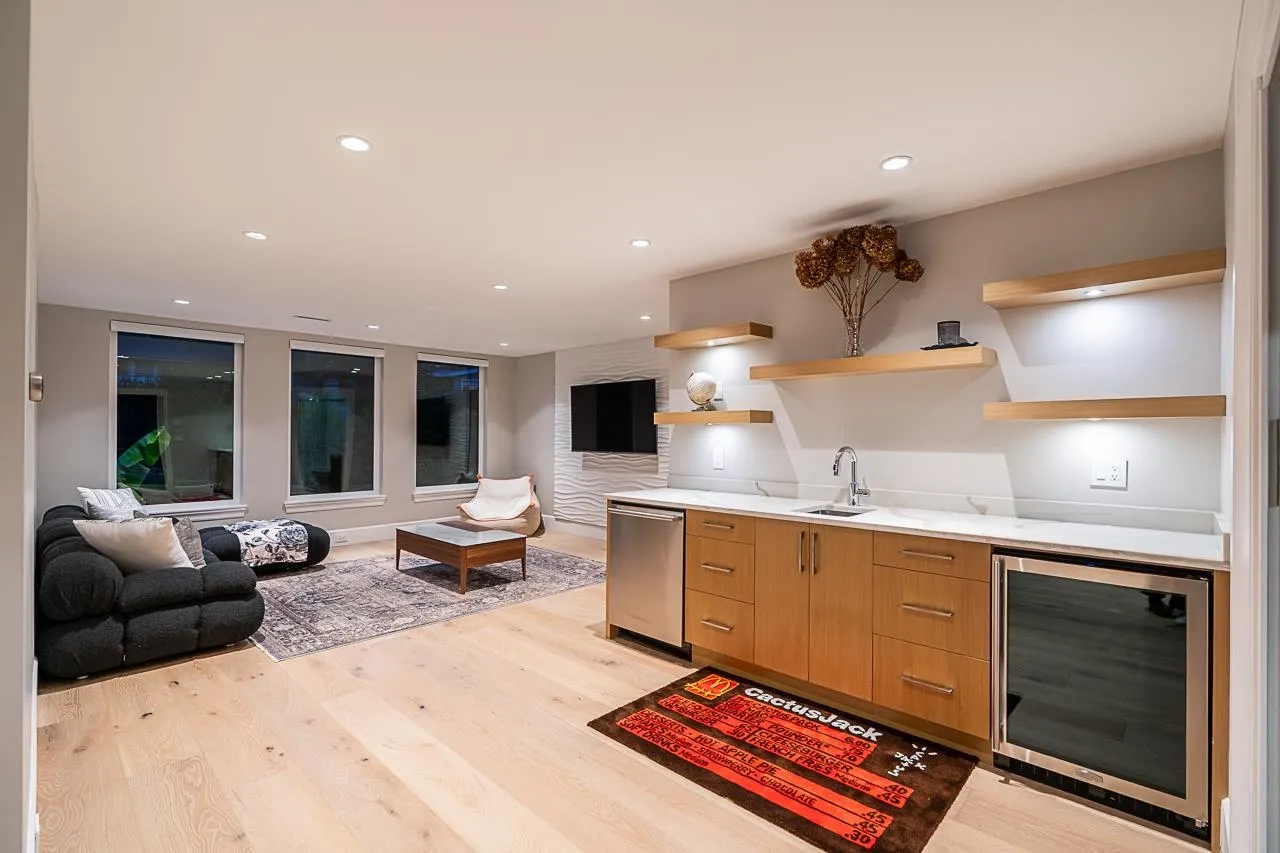 5129 Wilson Drive