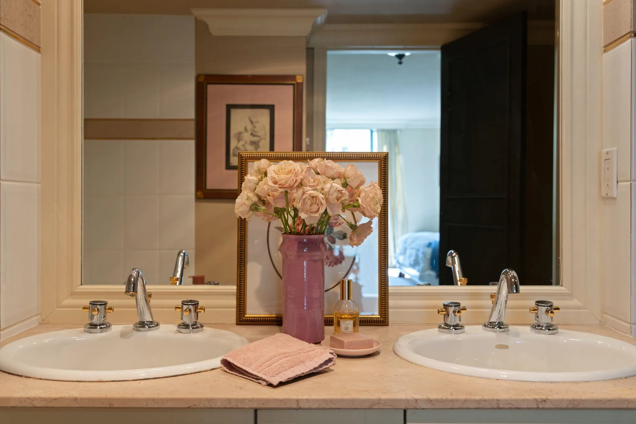 328 Taylor Way #4B