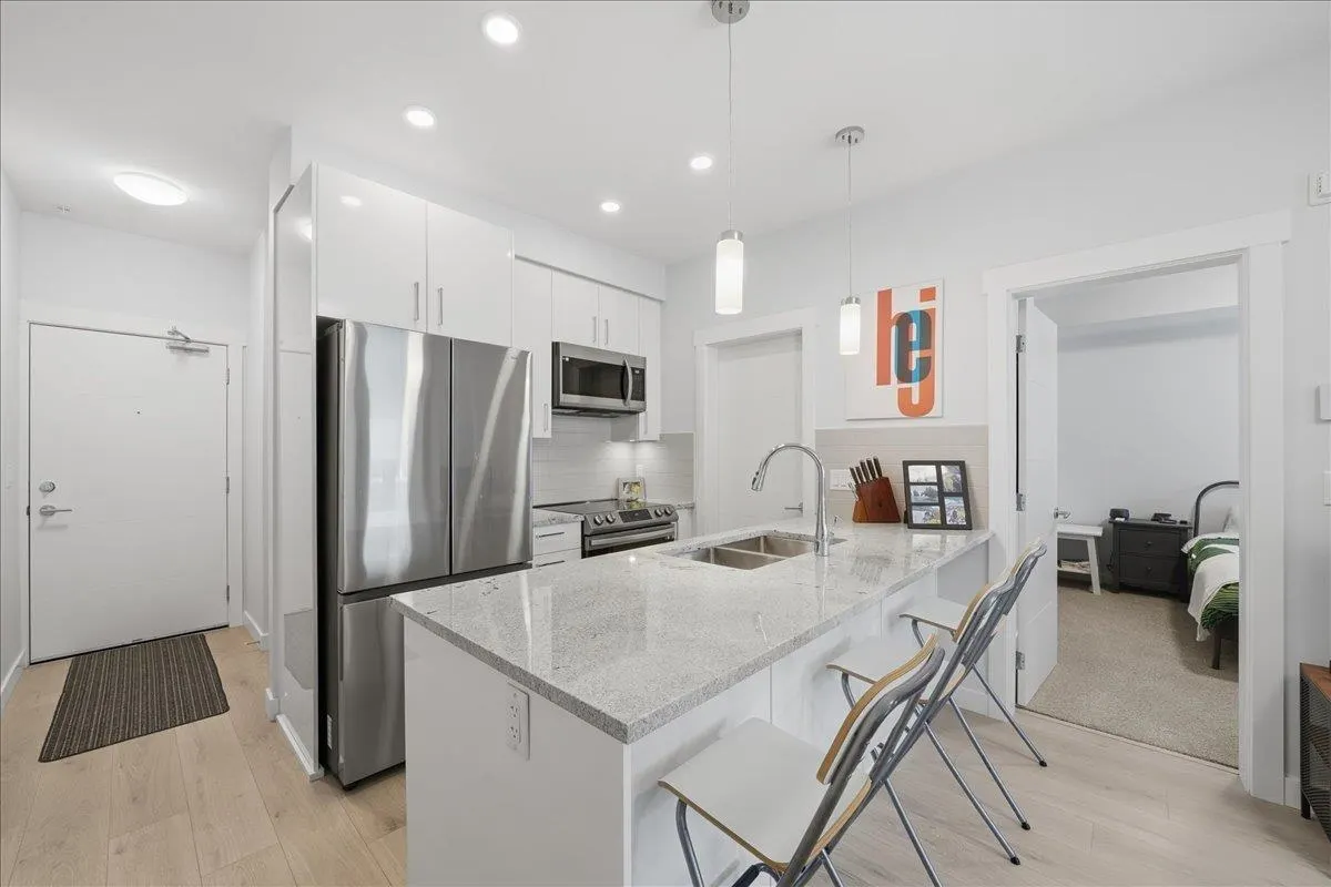 32690 14th Avenue #224