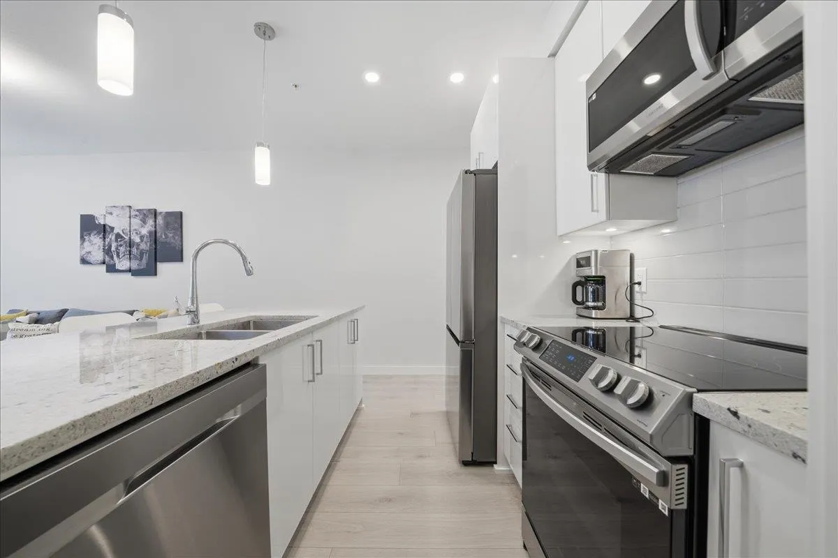 32690 14th Avenue #224