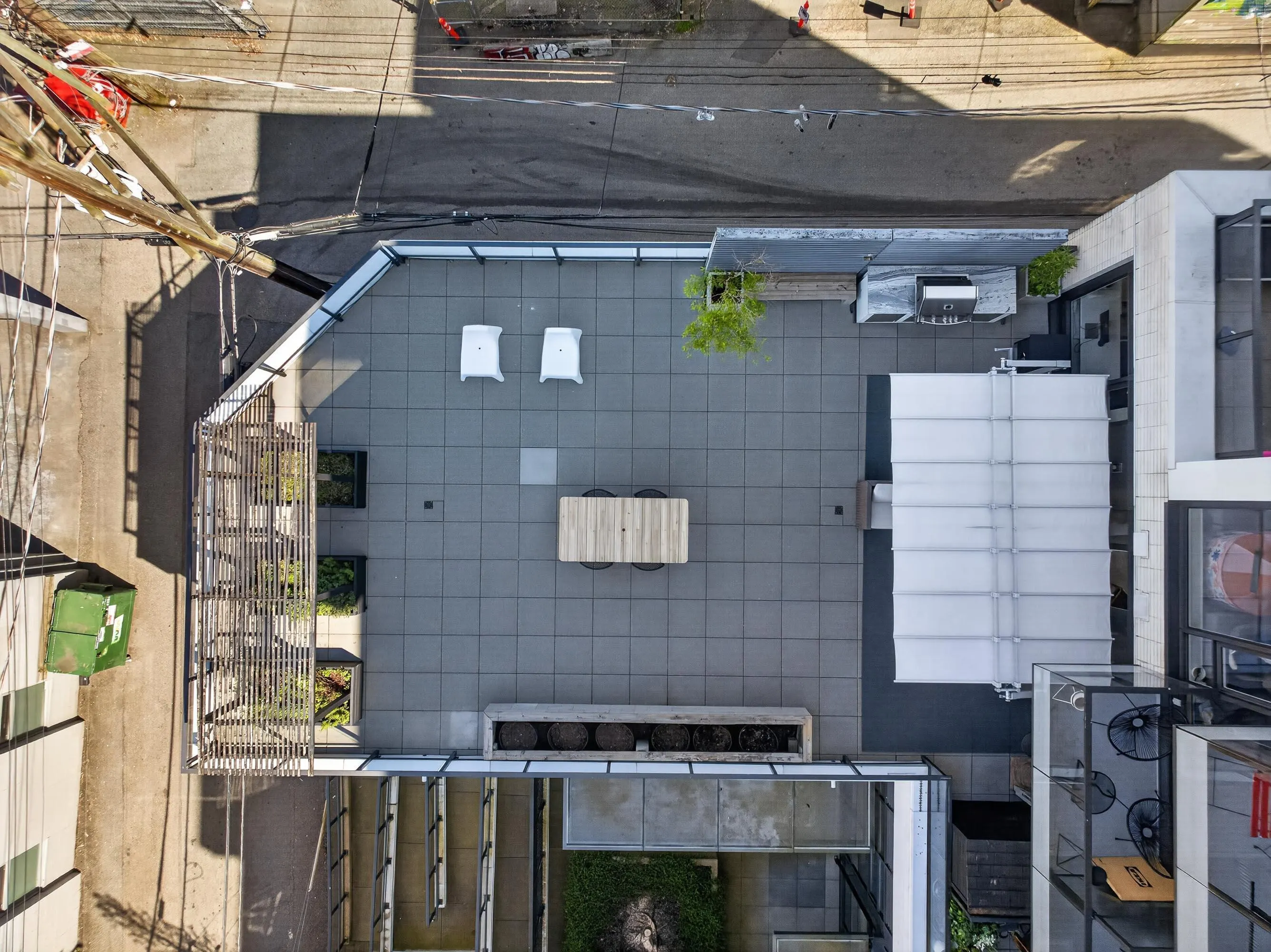 133 E 8th Avenue #206