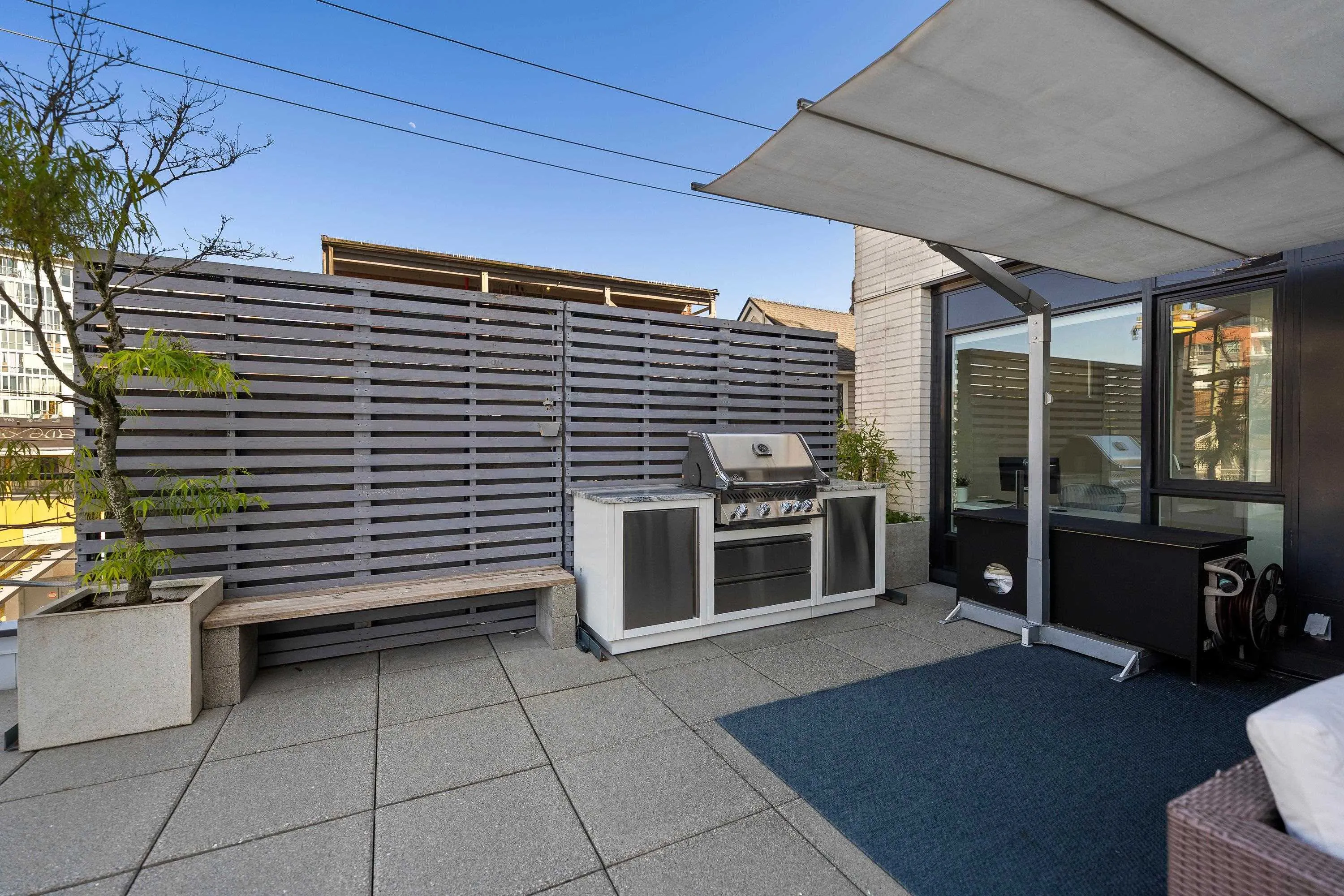 133 E 8th Avenue #206