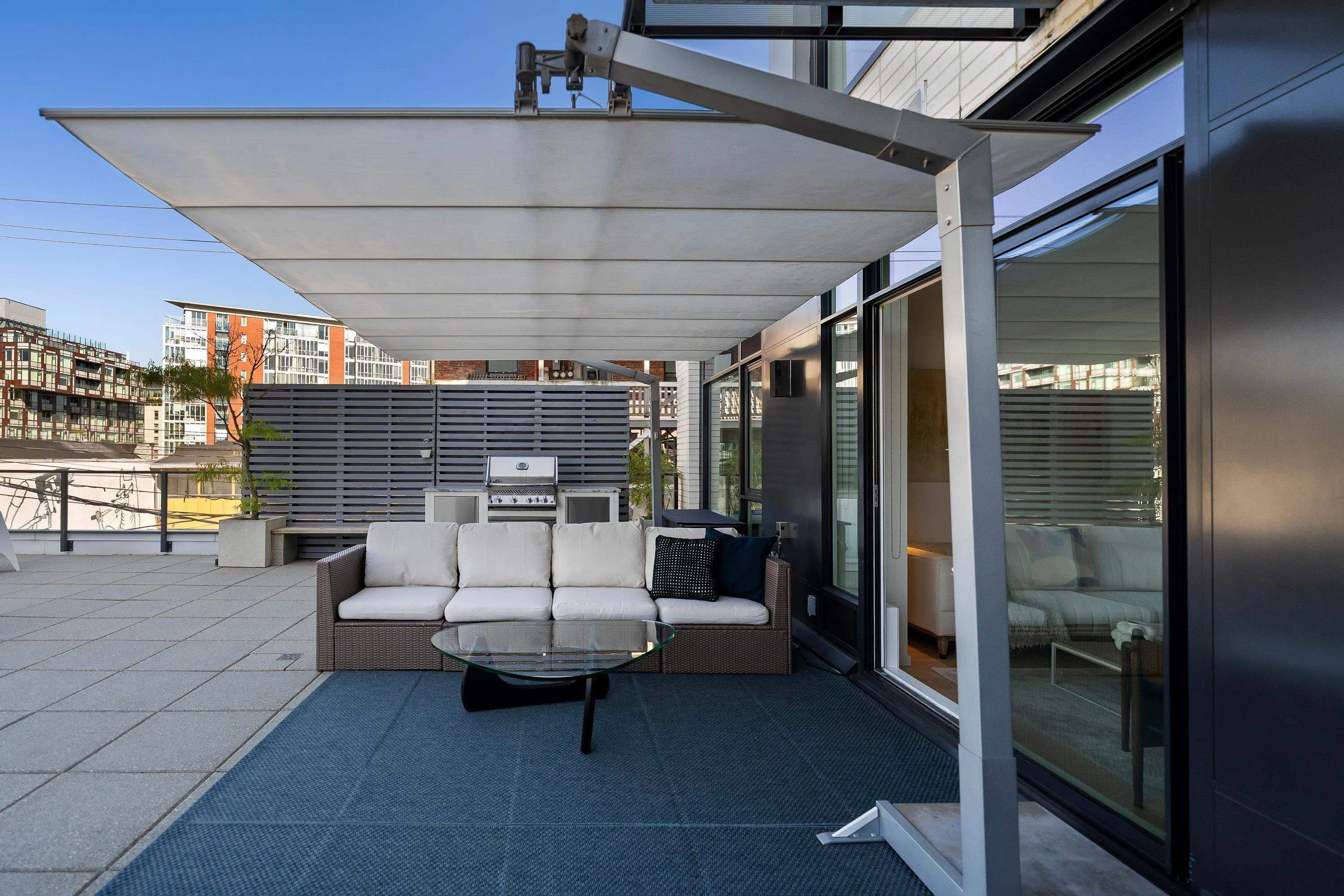 133 E 8th Avenue #206