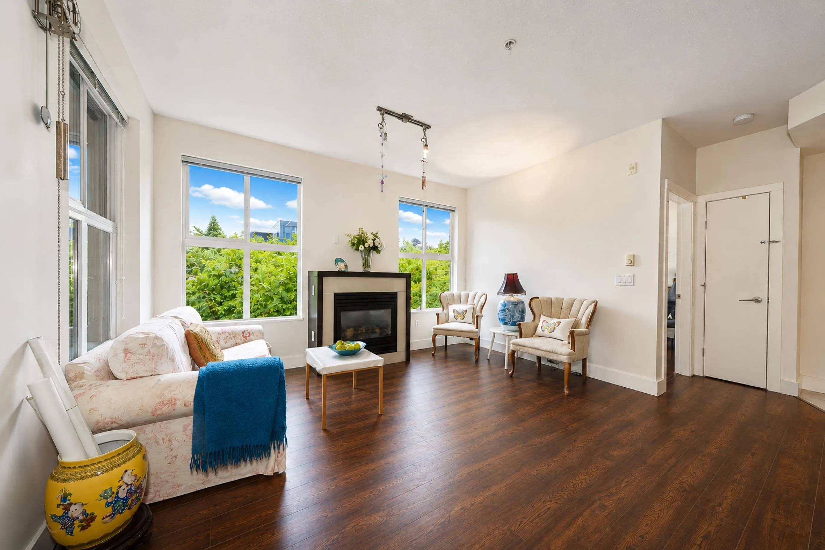 5928 Birney Avenue #220