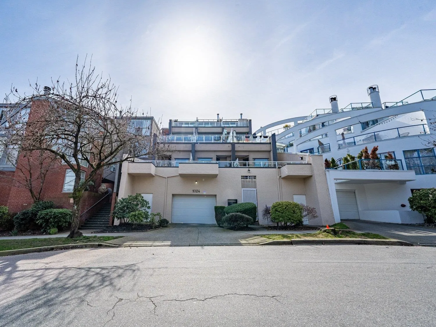 1024 W 7th Avenue #201