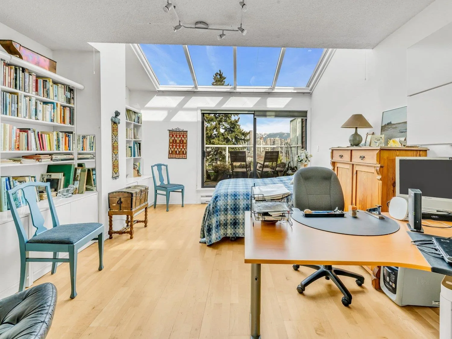 1024 W 7th Avenue #201