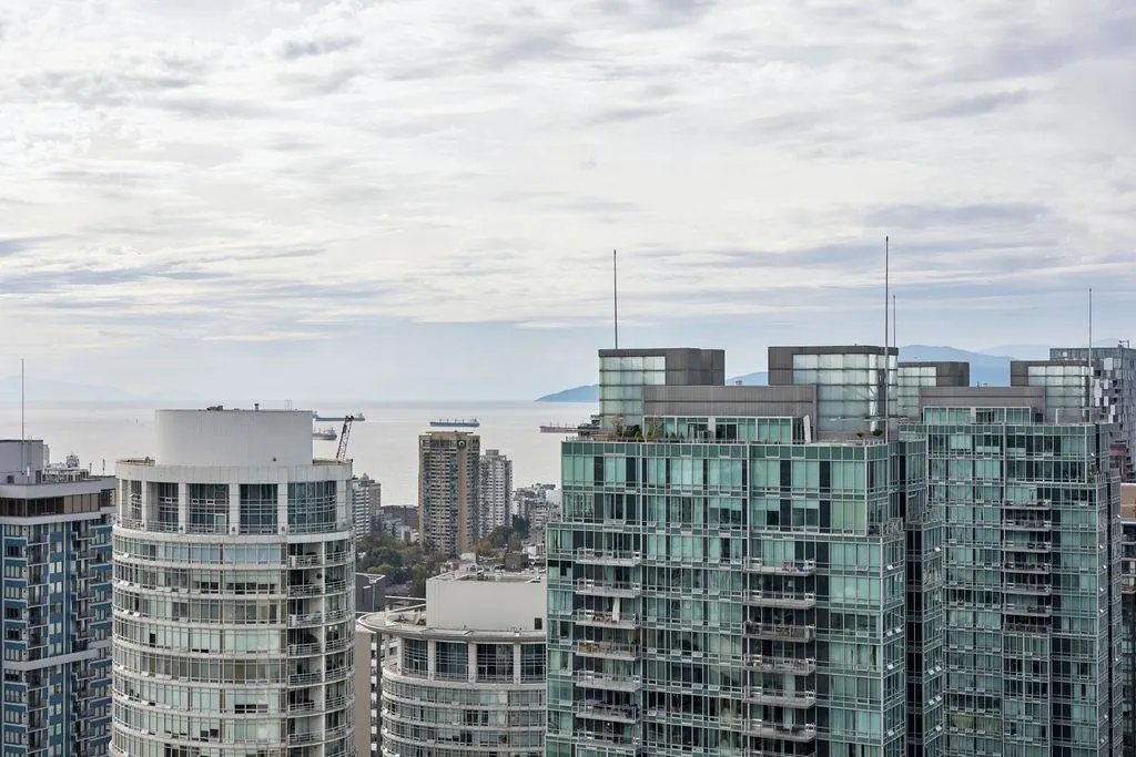 1151 W Georgia Street #3902
