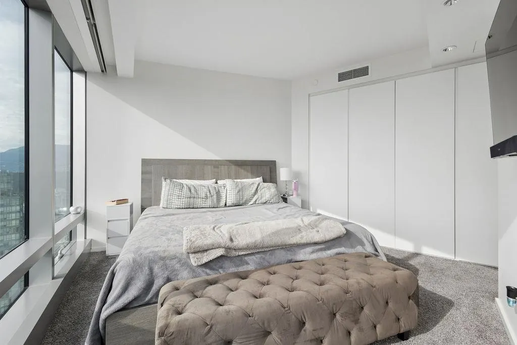 1151 W Georgia Street #3902