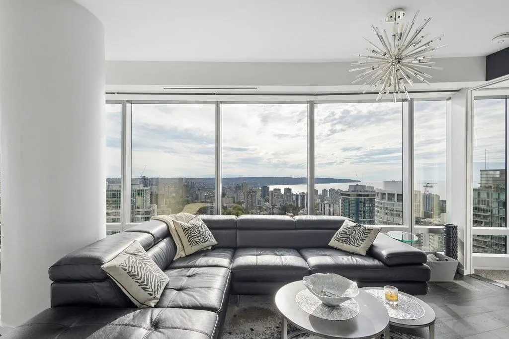 1151 W Georgia Street #3902