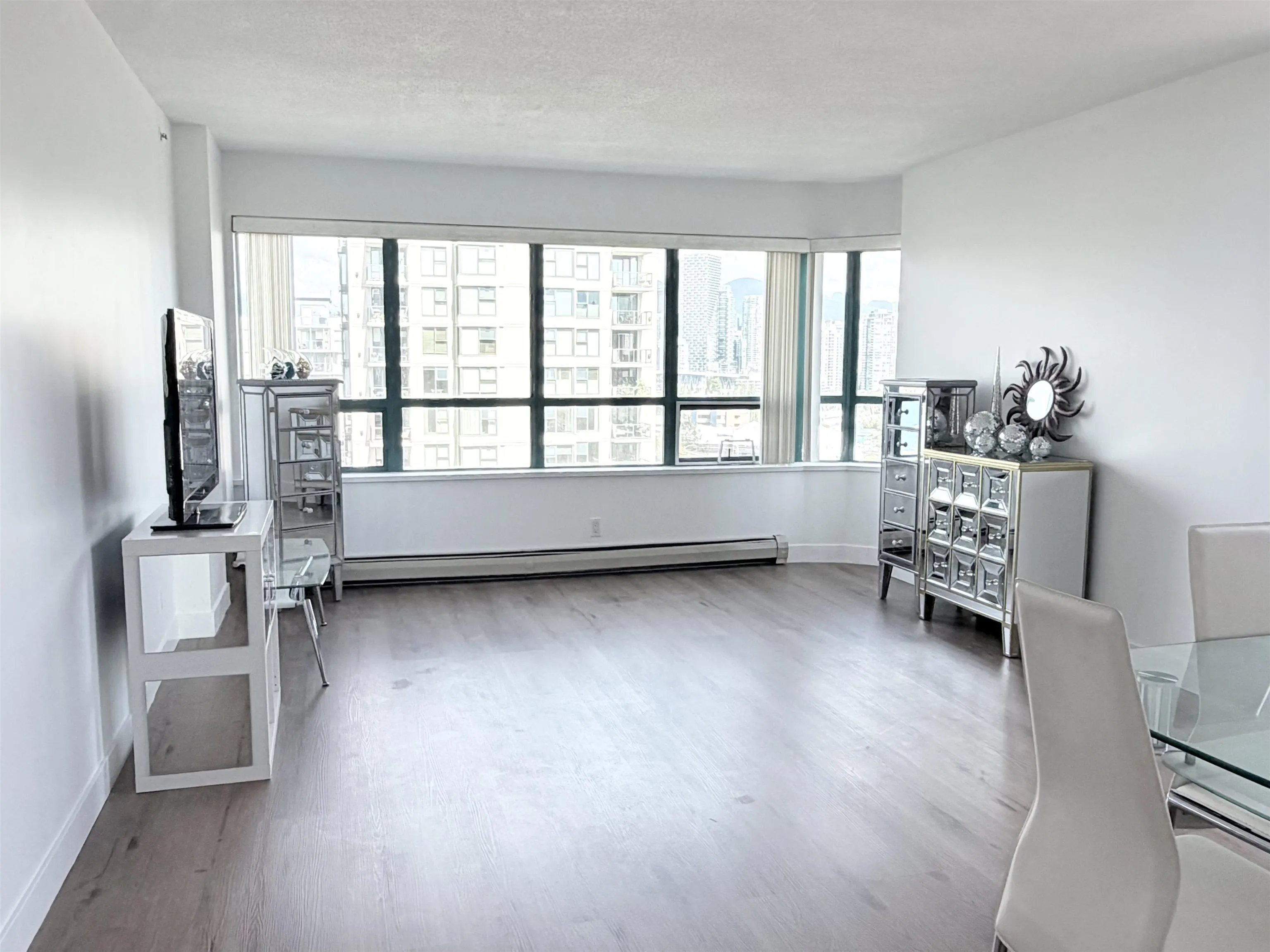 1438 W 7th Avenue #803