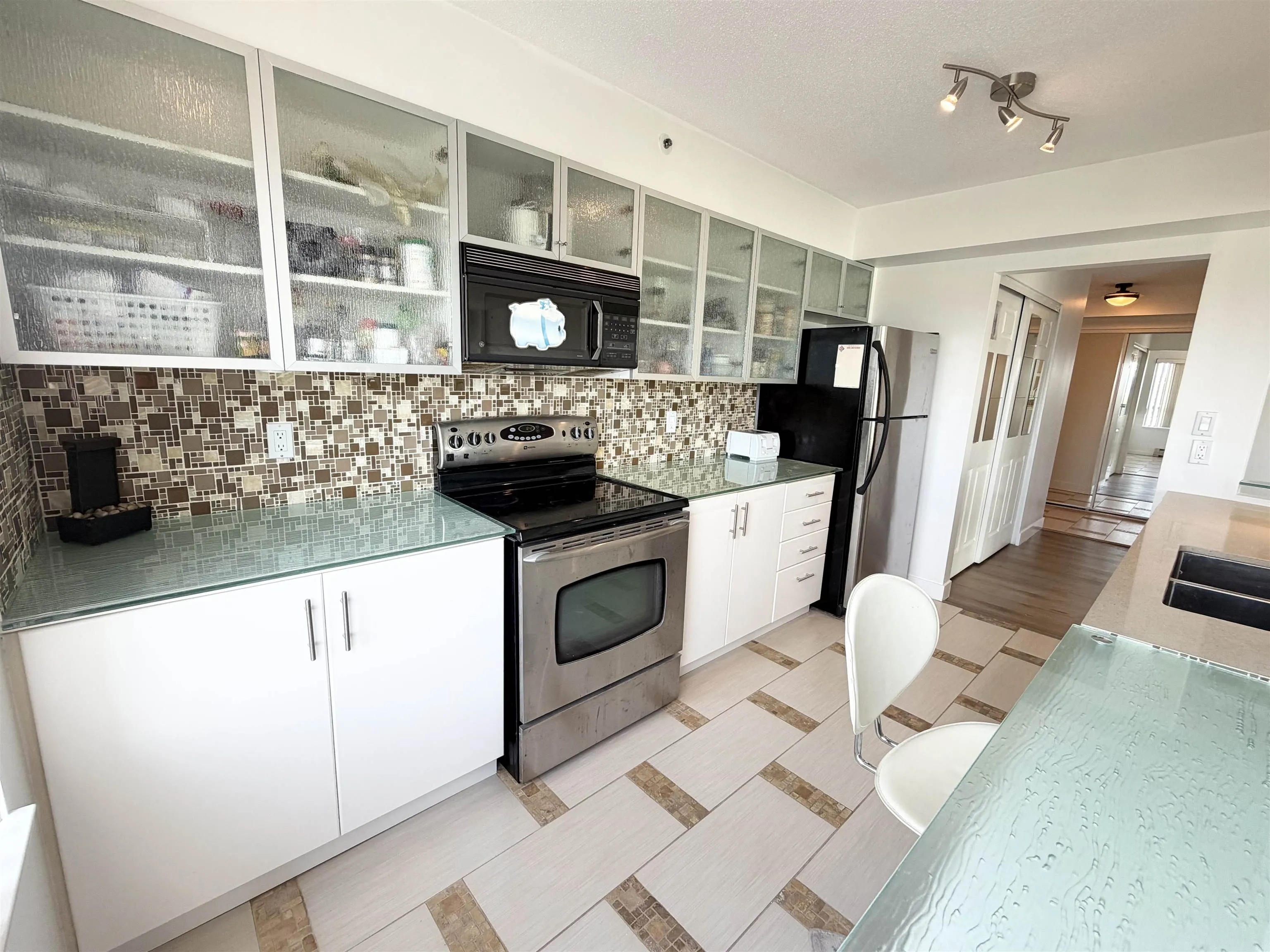 1438 W 7th Avenue #803