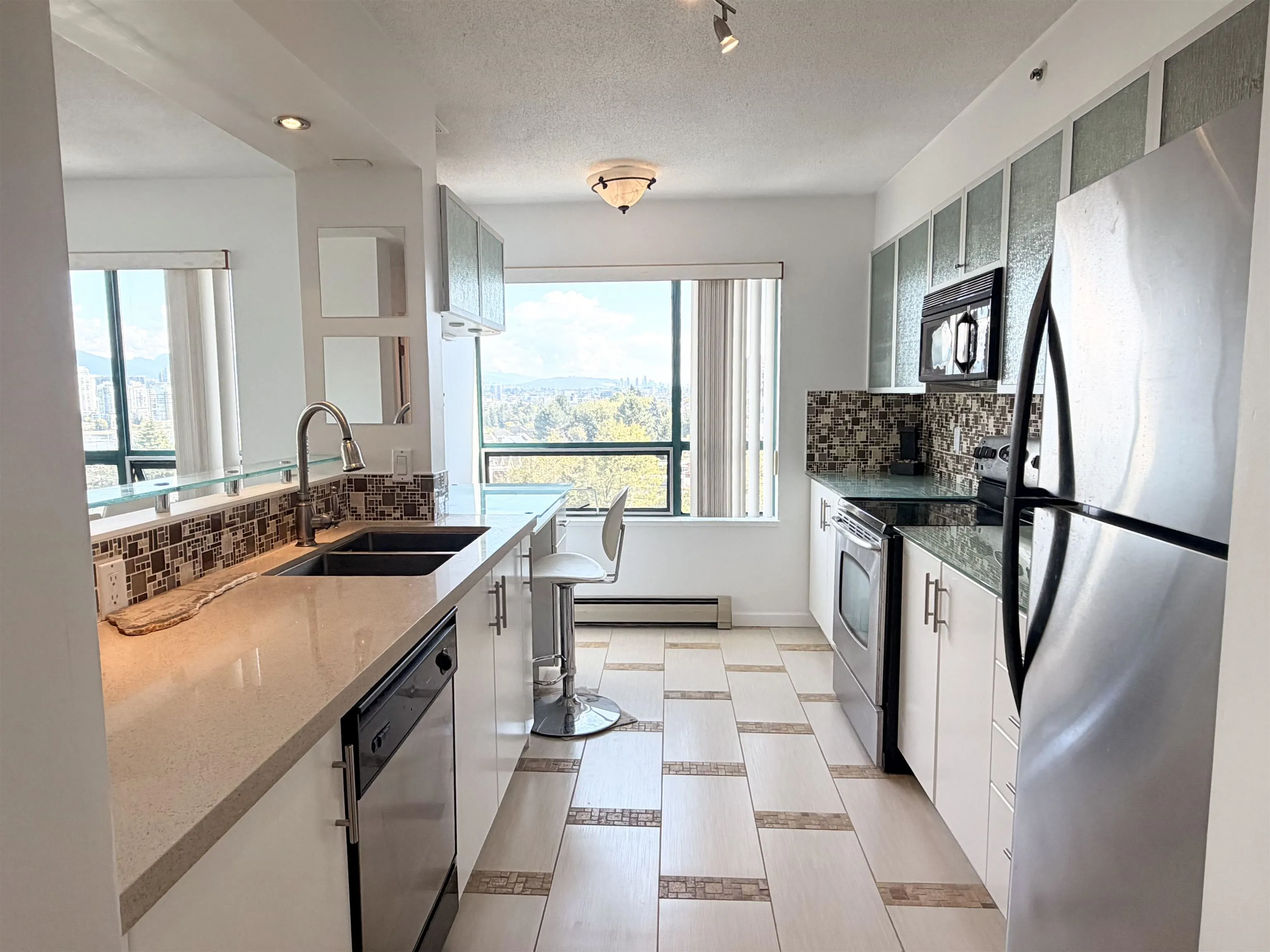 1438 W 7th Avenue #803